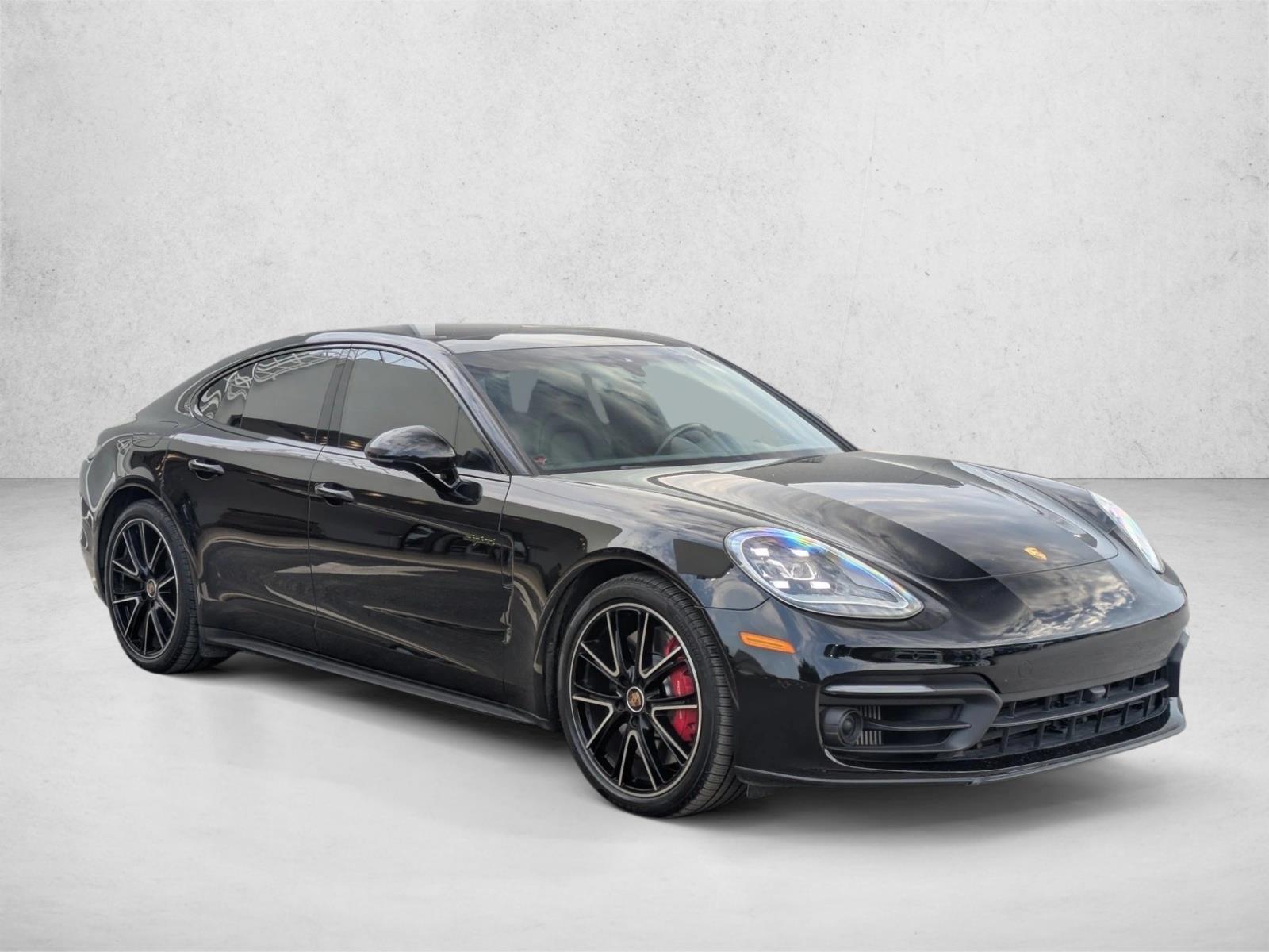 2022 Porsche Panamera 4S E-Hybrid photo 2