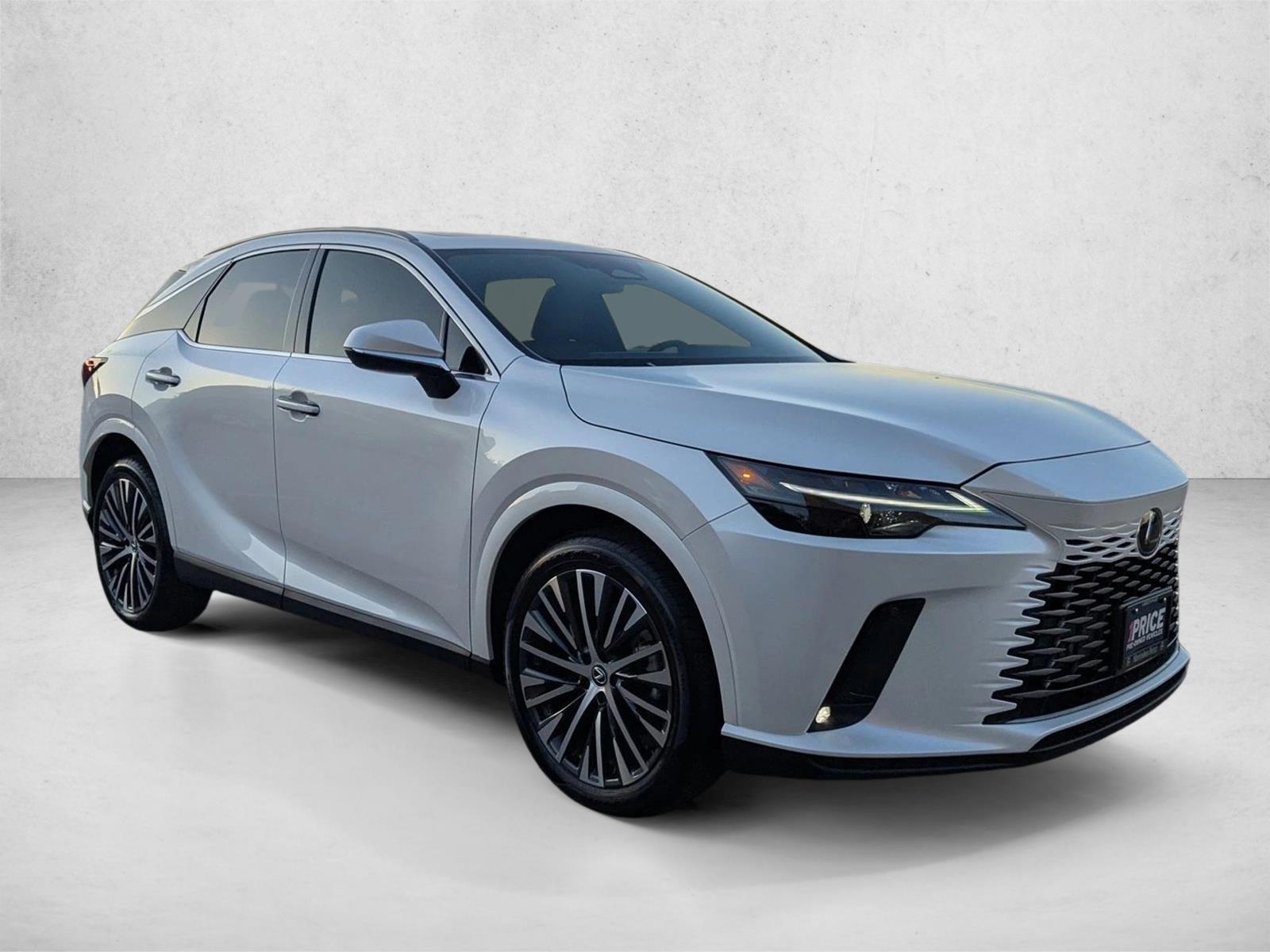 2024 Lexus RX Premium photo 3