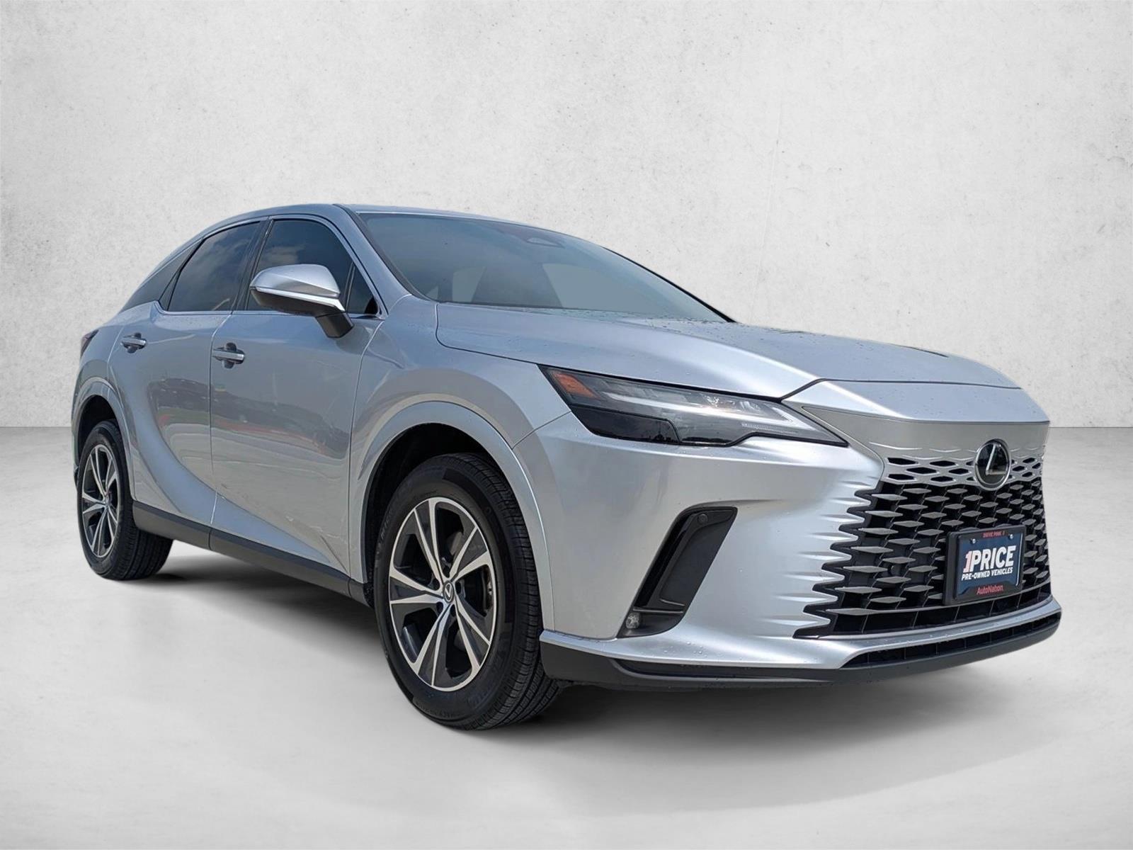 2024 Lexus RX 350 Premium photo 3