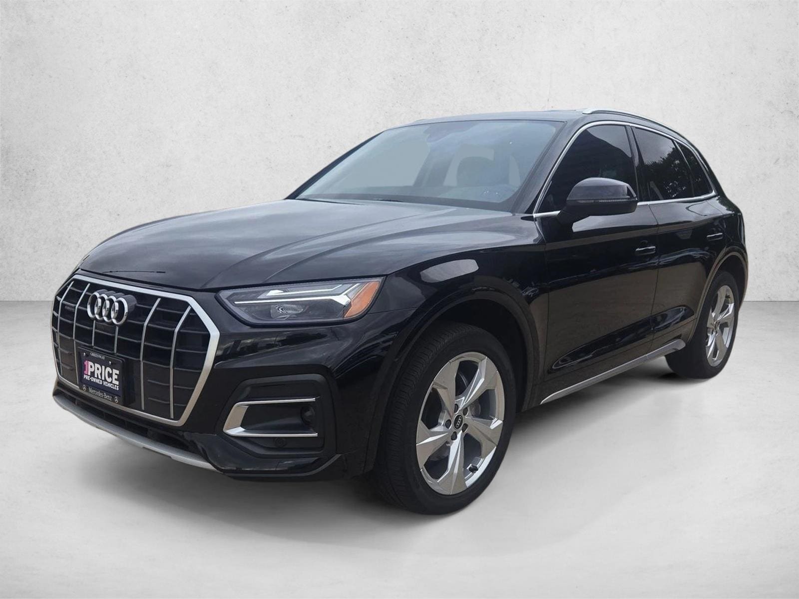 2021 Audi Q5 45 Premium Plus's photo