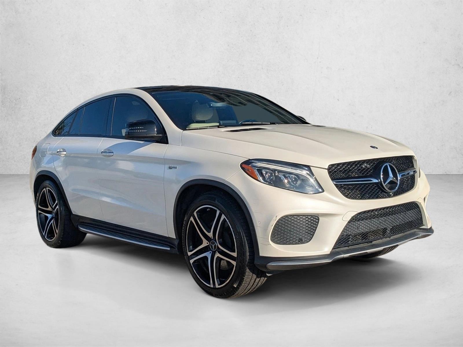 2017 Mercedes Benz GLE AMG 43 photo 3
