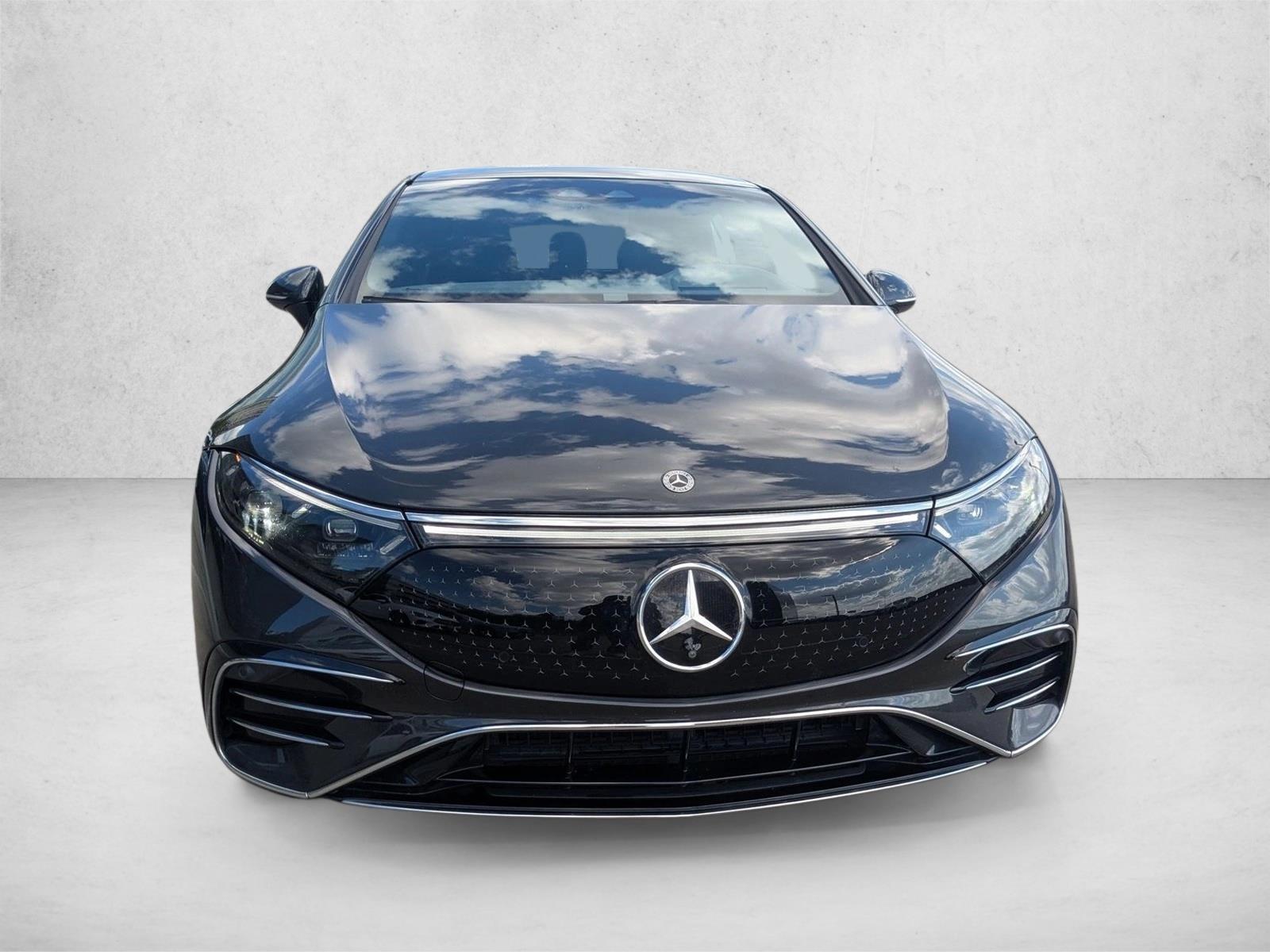 2022 Mercedes Benz EQS Sedan 580 4MATIC photo 2