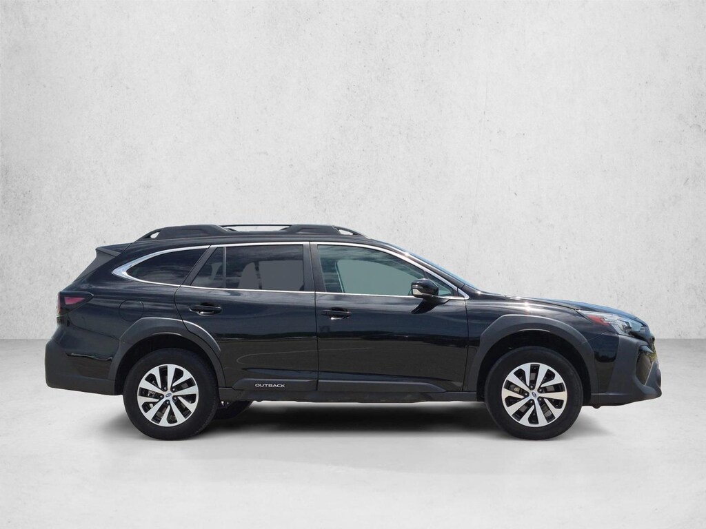 Used 2024 Subaru Outback Premium SUV