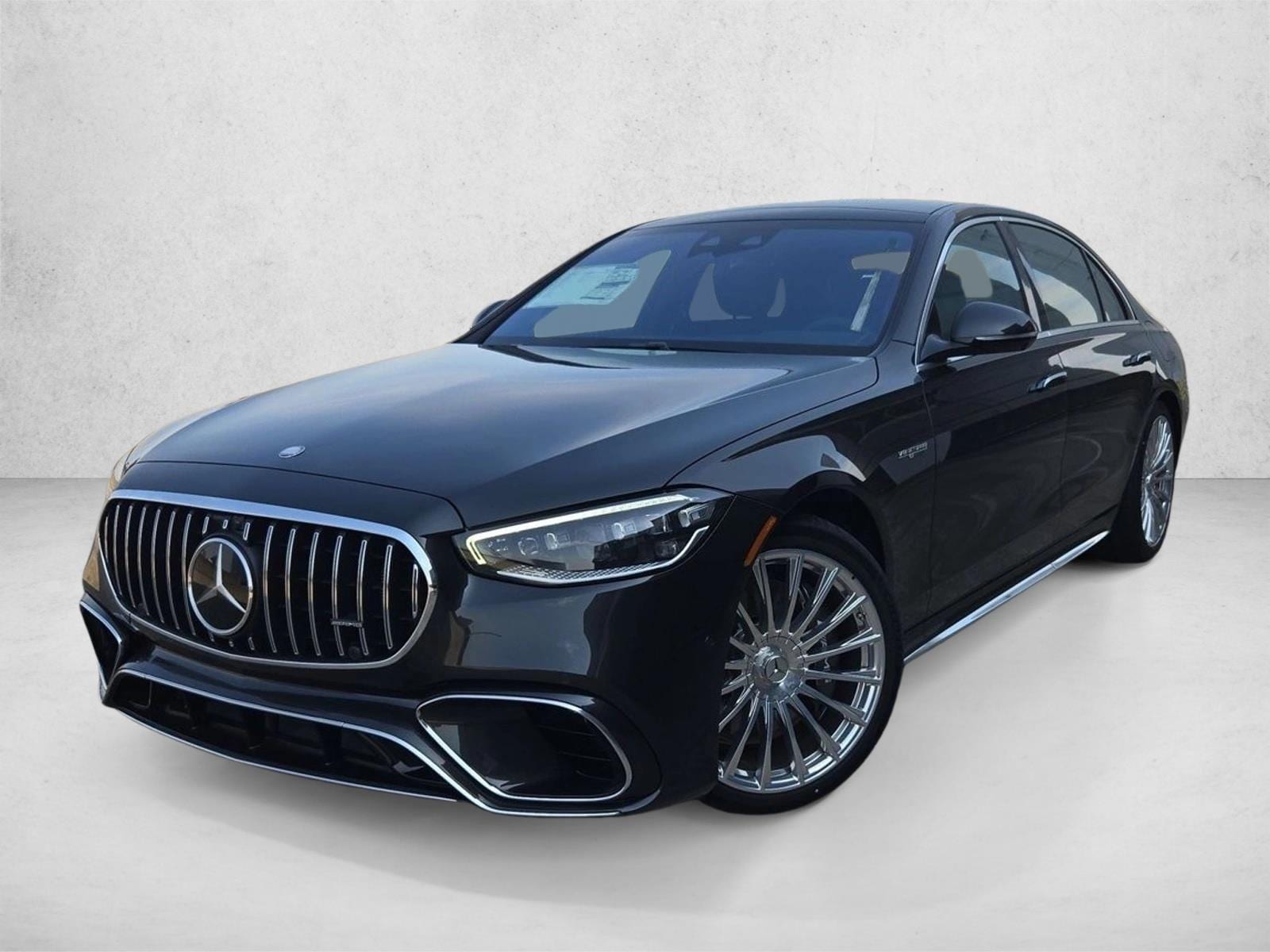 2026 Mercedes-Benz S-Class AMG S 63 E-Performance's photo