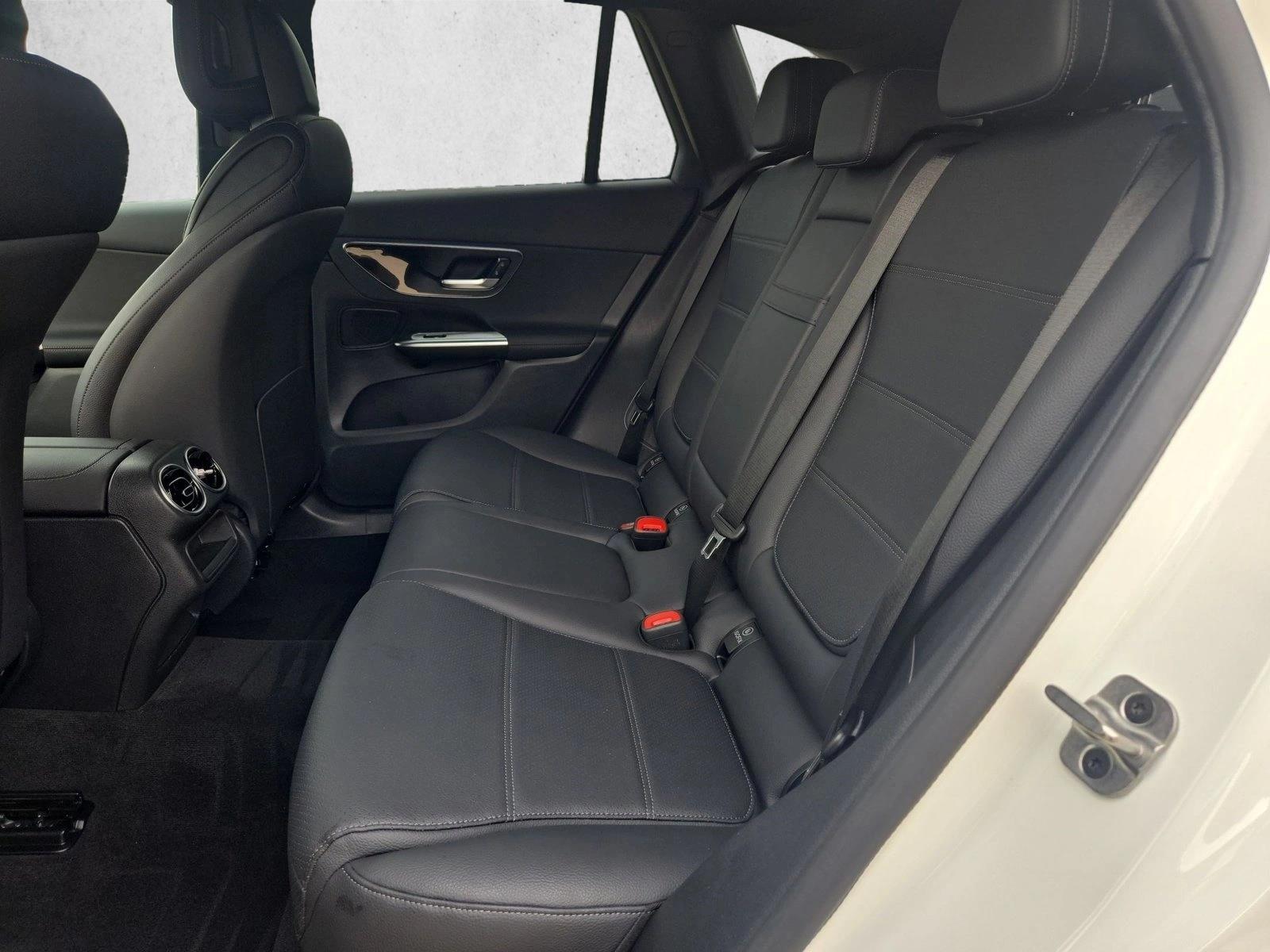 2026 Mercedes-Benz GLC Base - Photo 17