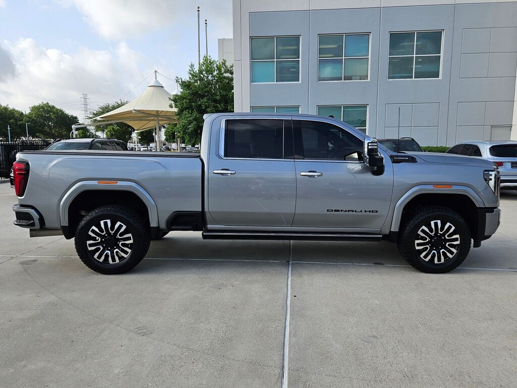 Used 2026 GMC Sierra 2500HD Denali Ultimate Truck Crew Cab