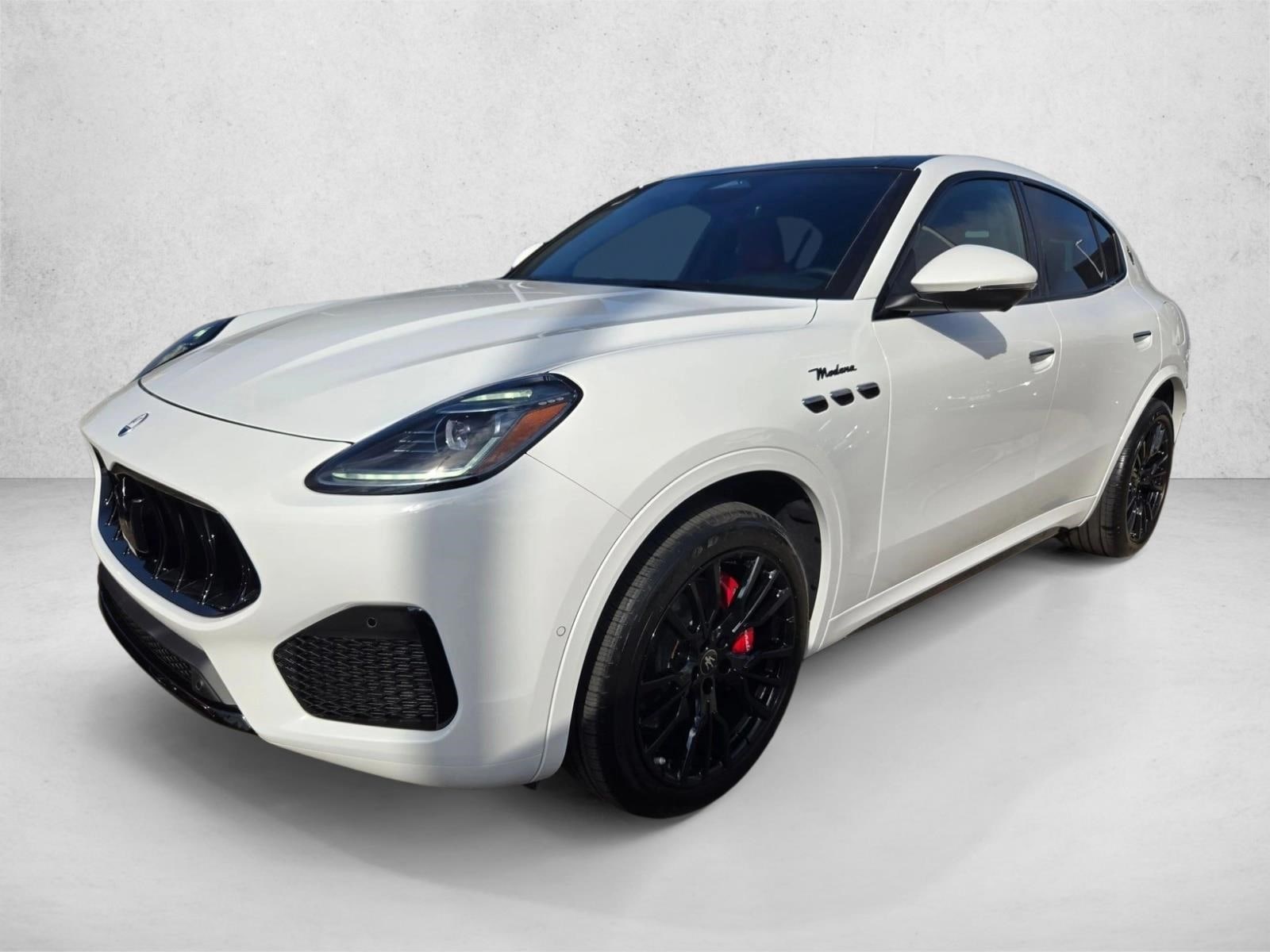 2024 Maserati Grecale MODENA's photo