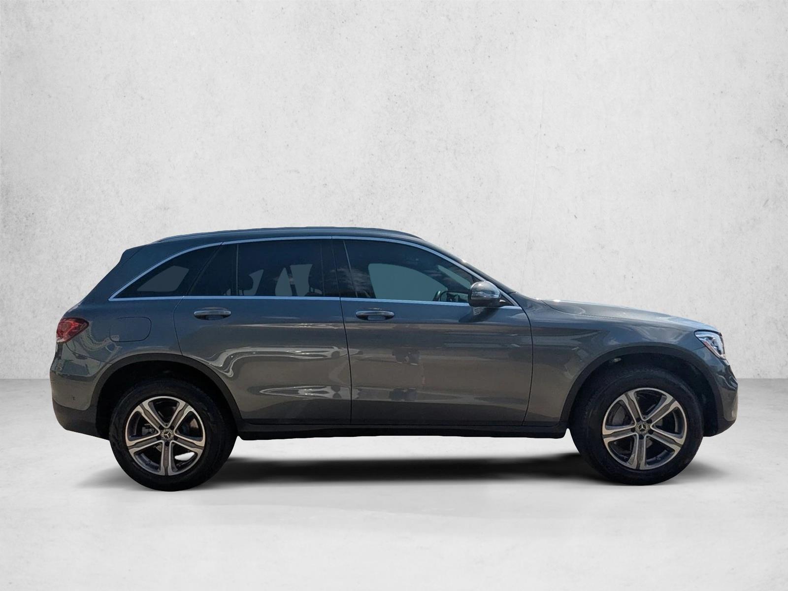 2020 Mercedes Benz GLC 300 photo 3