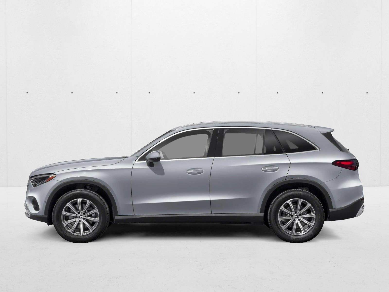 2026 Mercedes Benz GLC 300 photo 3