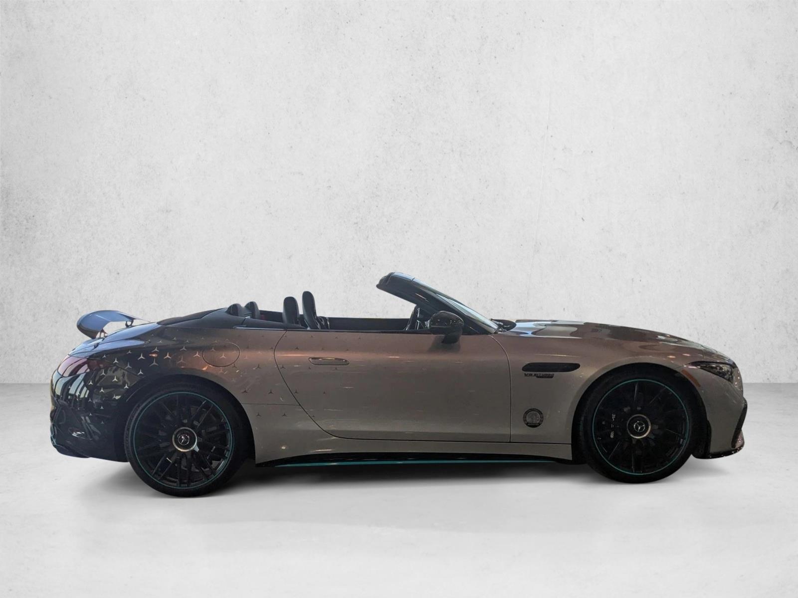 2024 Mercedes Benz SL AMG 63 photo 4