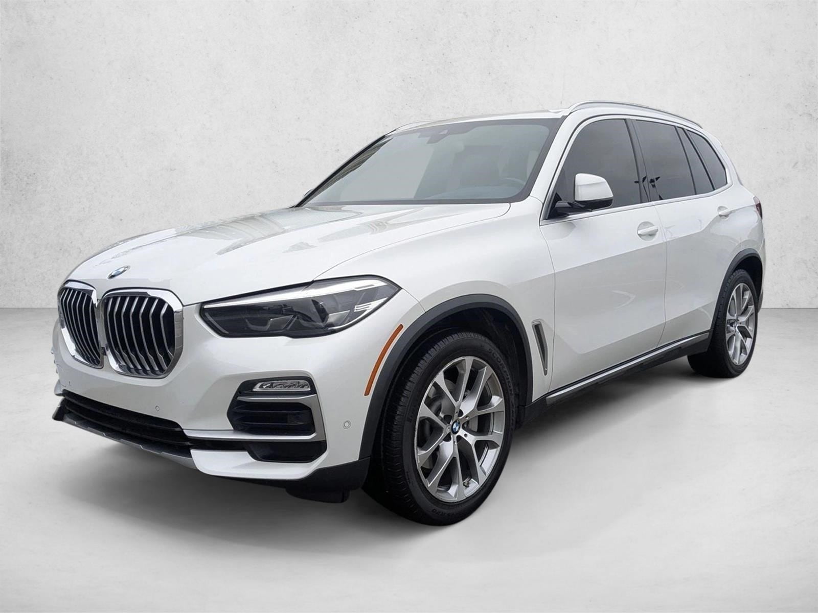 2020 BMW X5 40i's photo