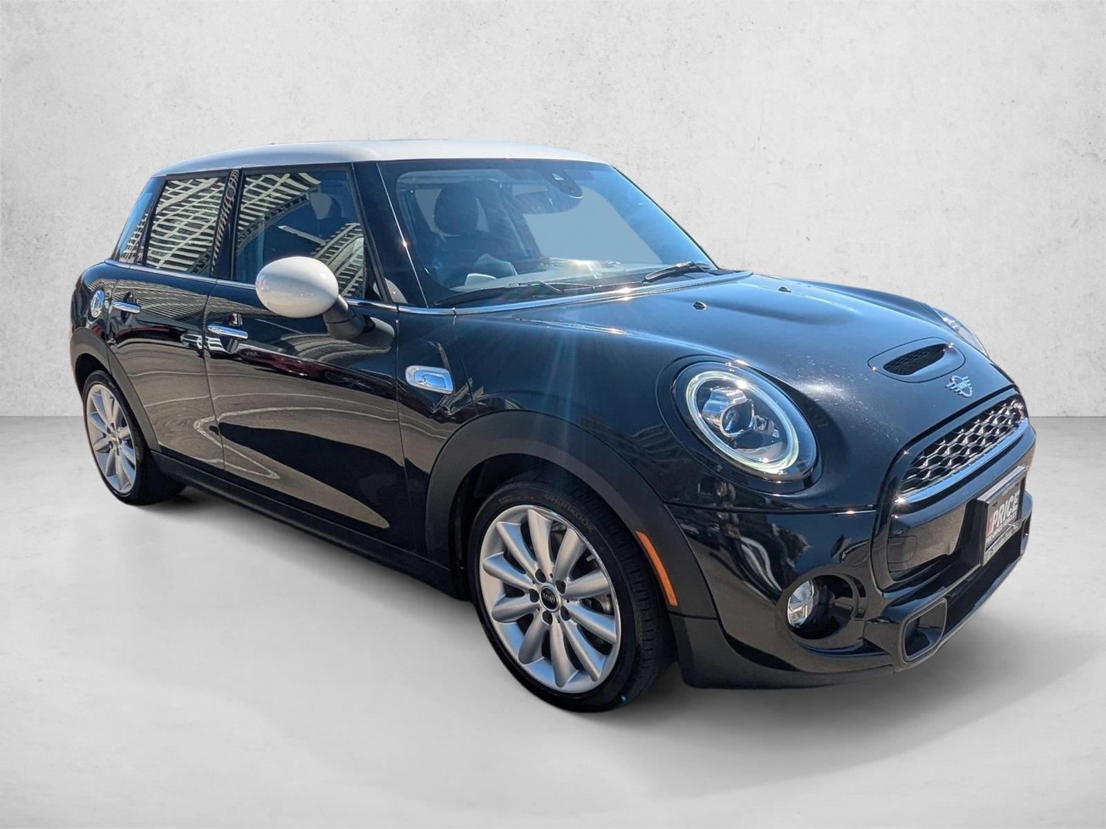 2019 Mini Cooper Hardtop S photo 3