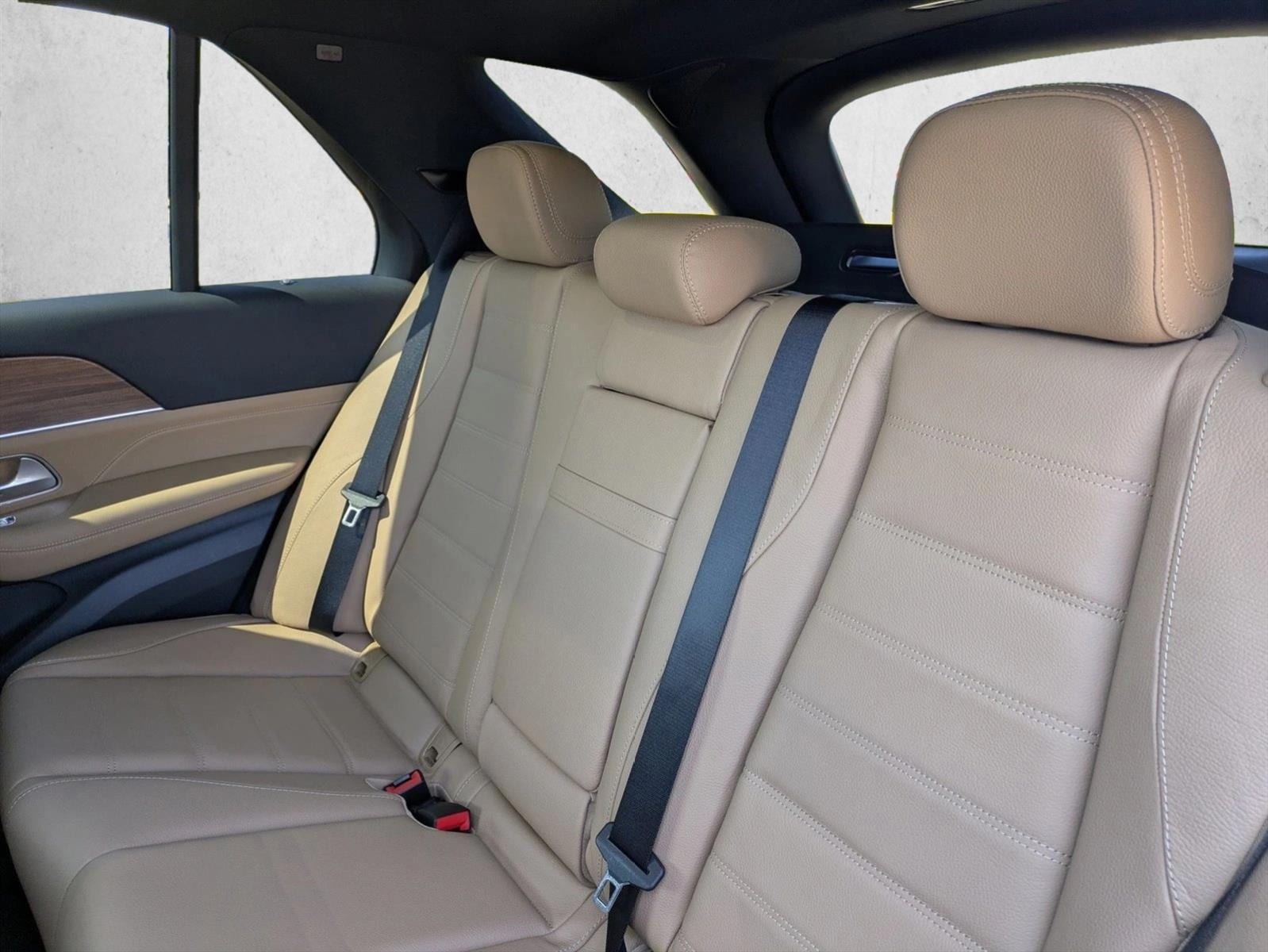 2026 Mercedes-Benz GLE GLE450 - Photo 14