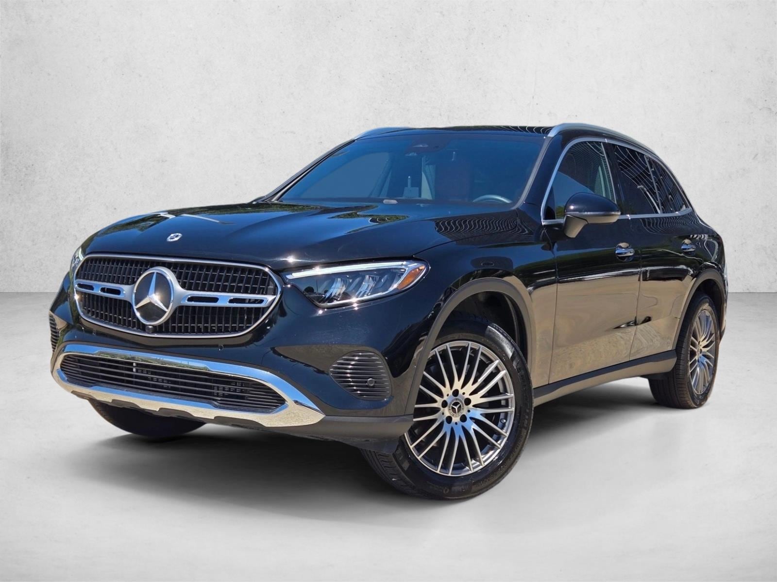 Certified Pre-Owned 2026 Mercedes-Benz GLC