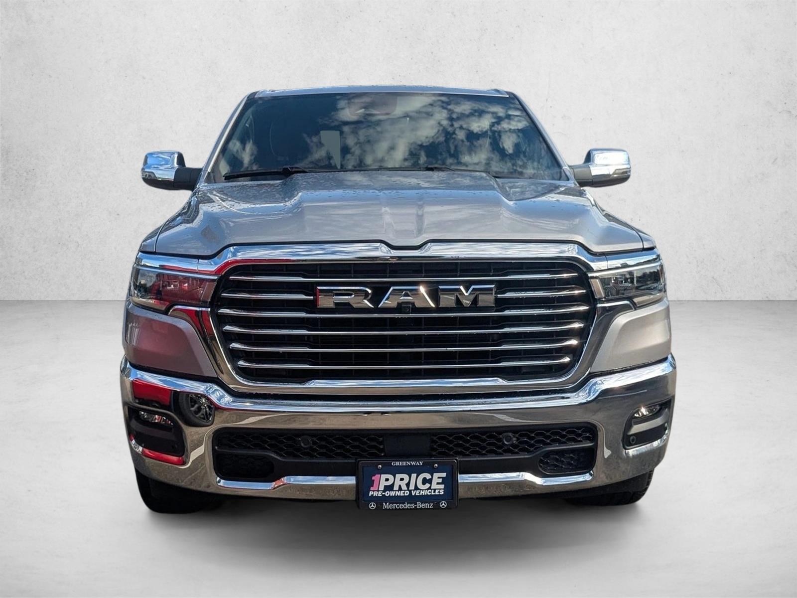 2025 Ram 1500 Laramie photo 2