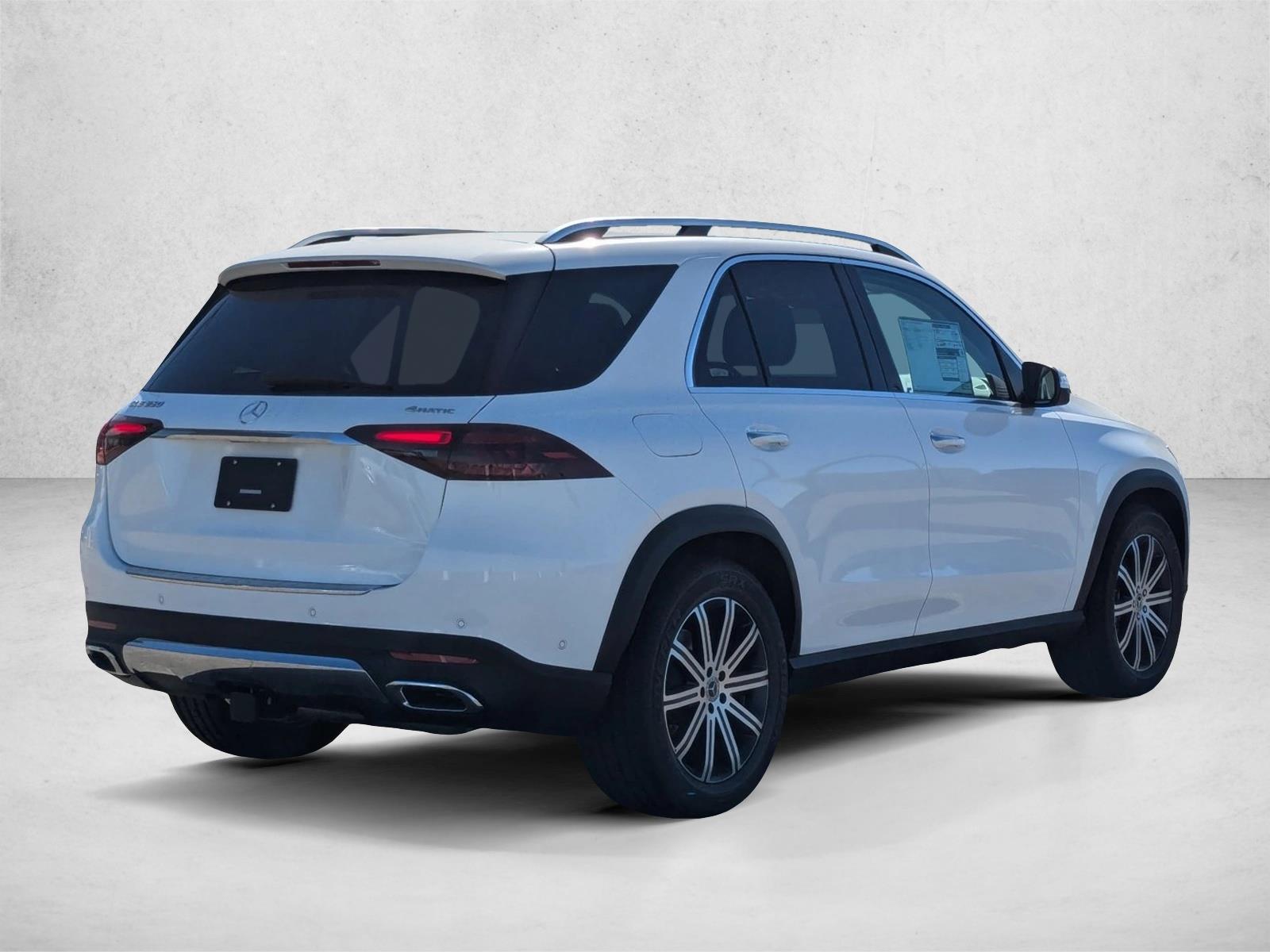 2025 Mercedes Benz GLE 4MATIC photo 2