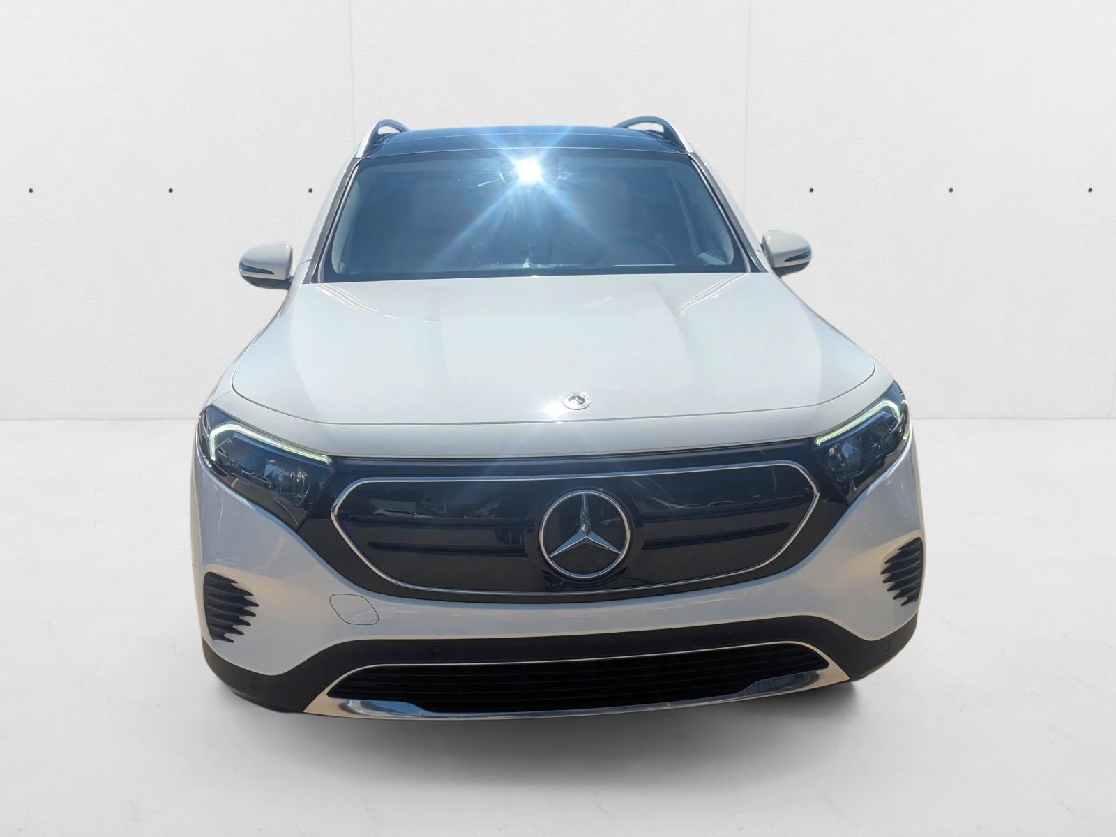 2023 Mercedes Benz EQB 250+ photo 2