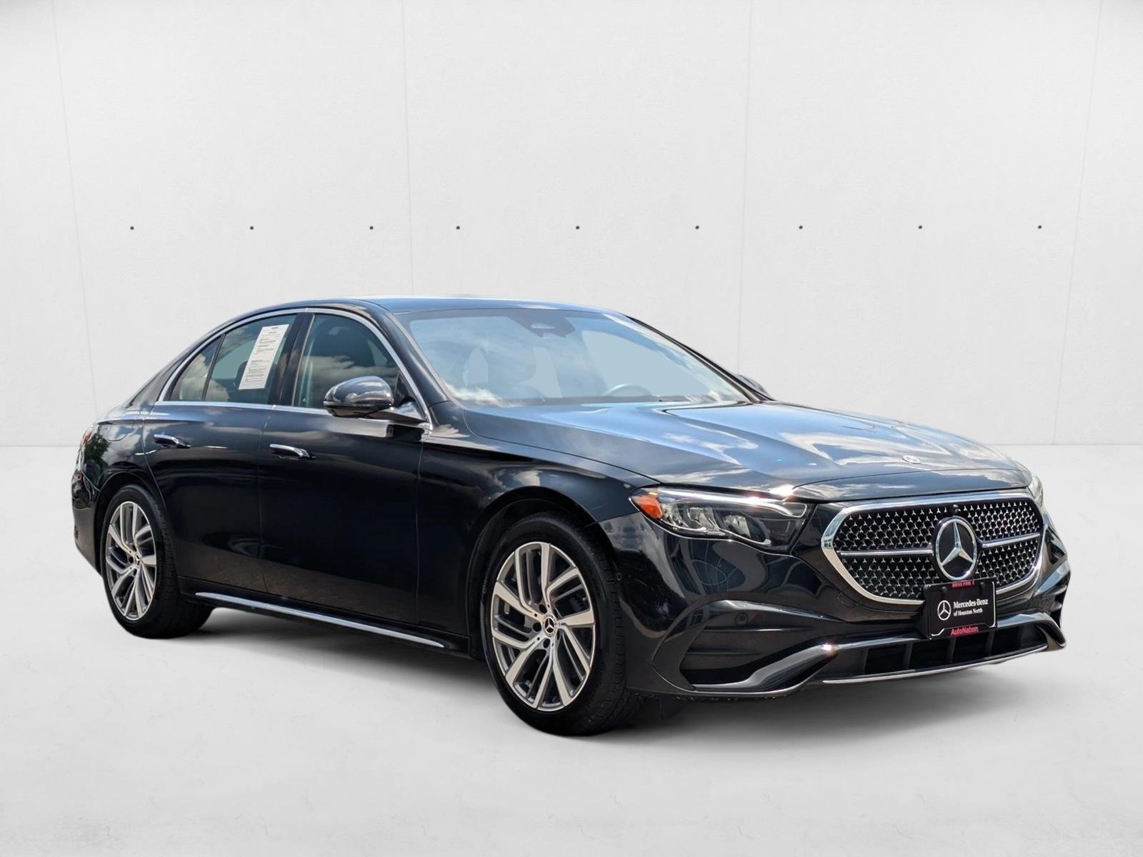 2025 Mercedes Benz E 350 4MATIC photo 3