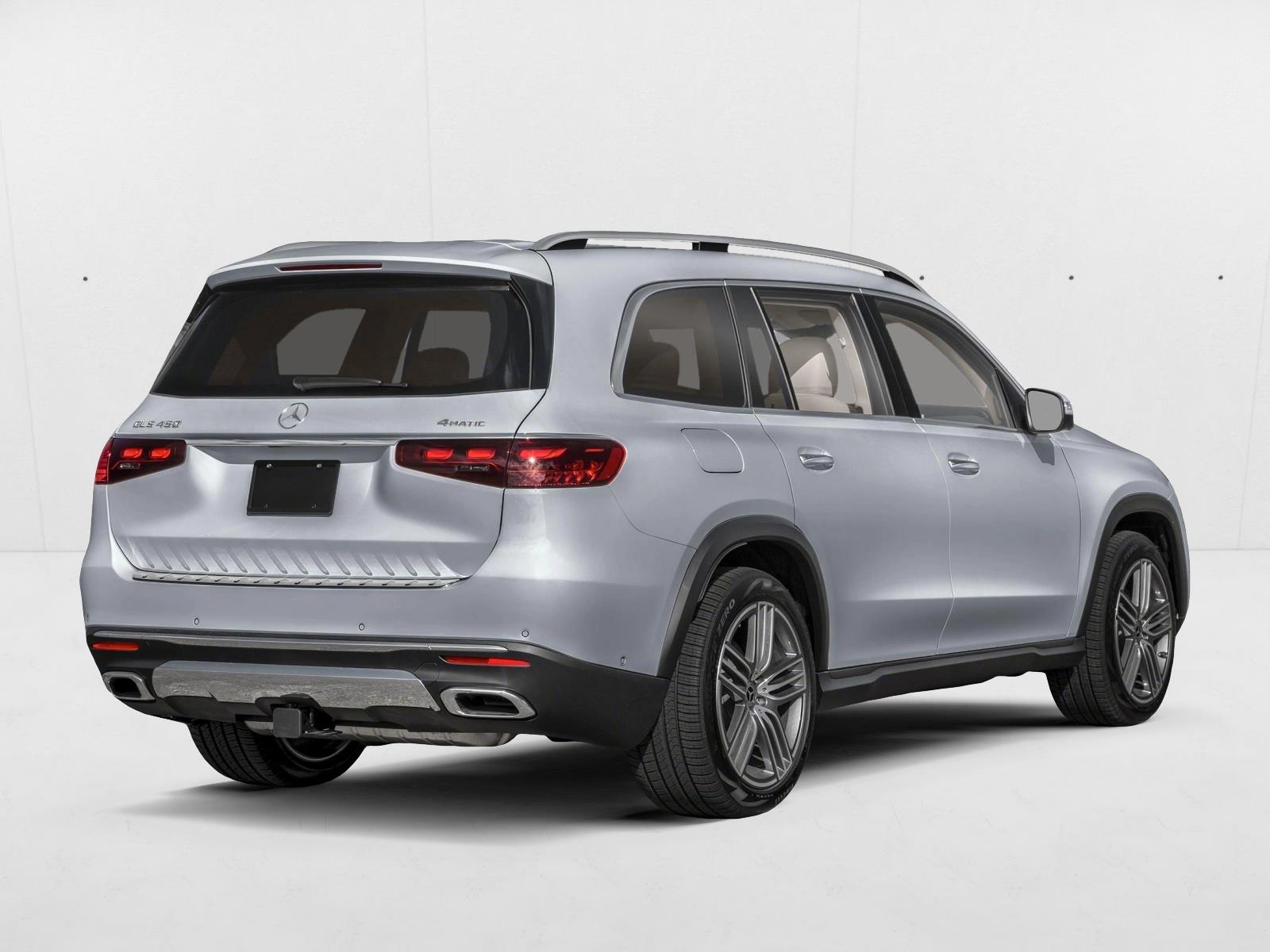 2026 Mercedes Benz GLS 450 4MATIC photo 2