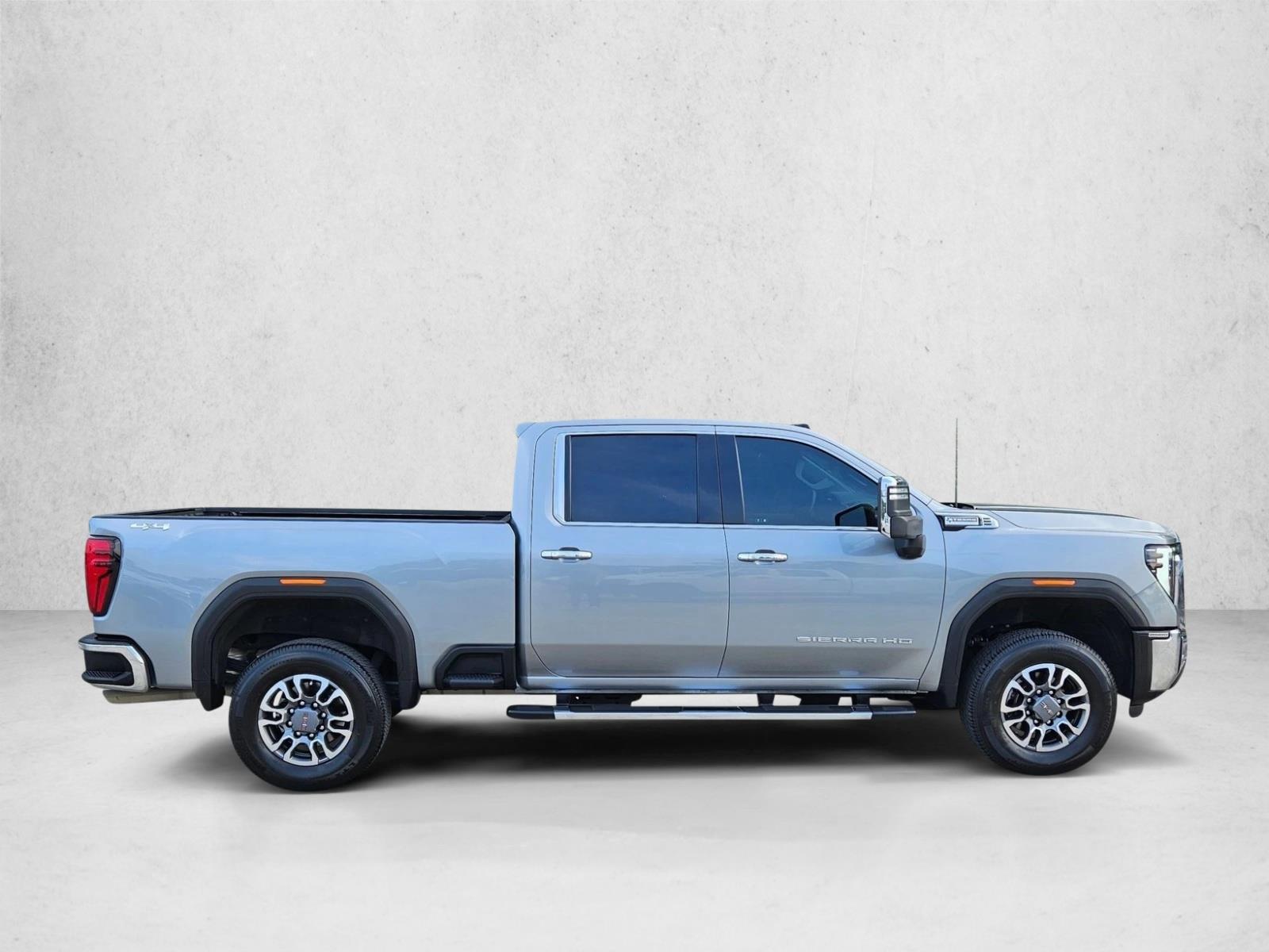 2024 Gmc Sierra HD SLT photo 4