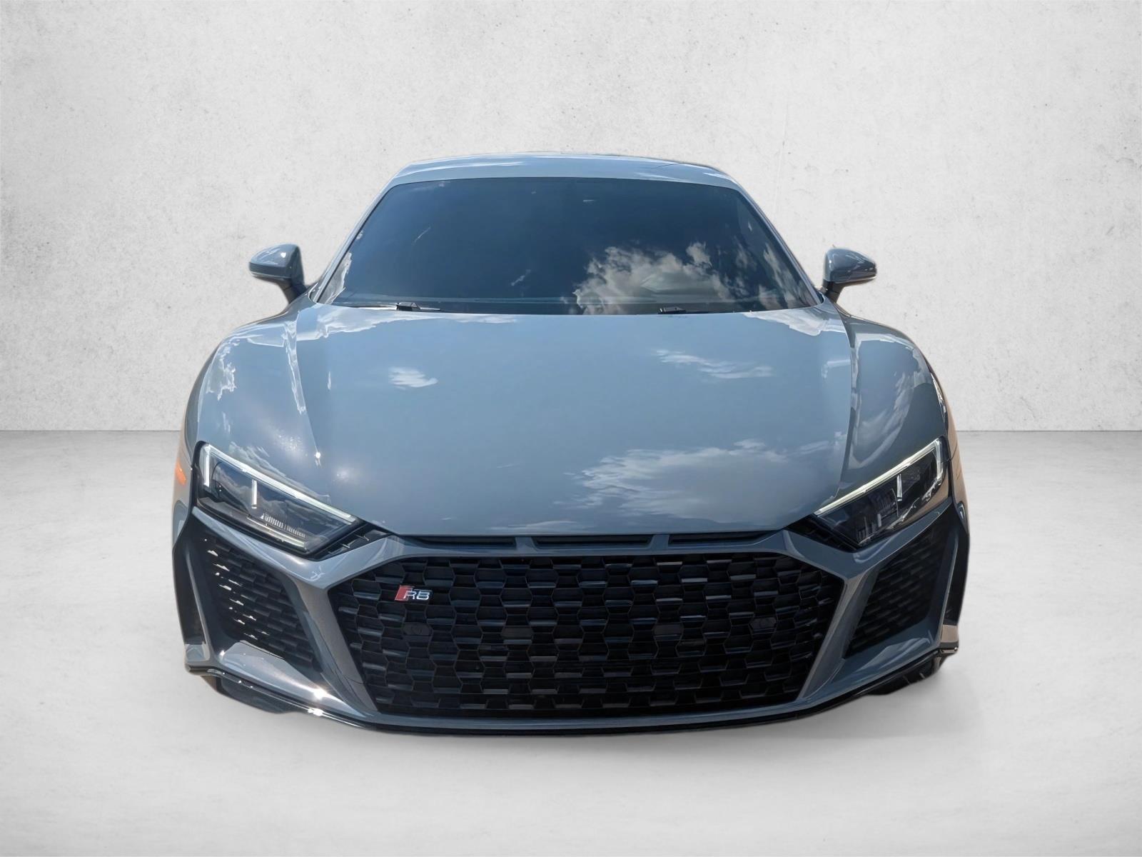2022 Audi R8 Coupe 5.2 V10 Performance photo 2