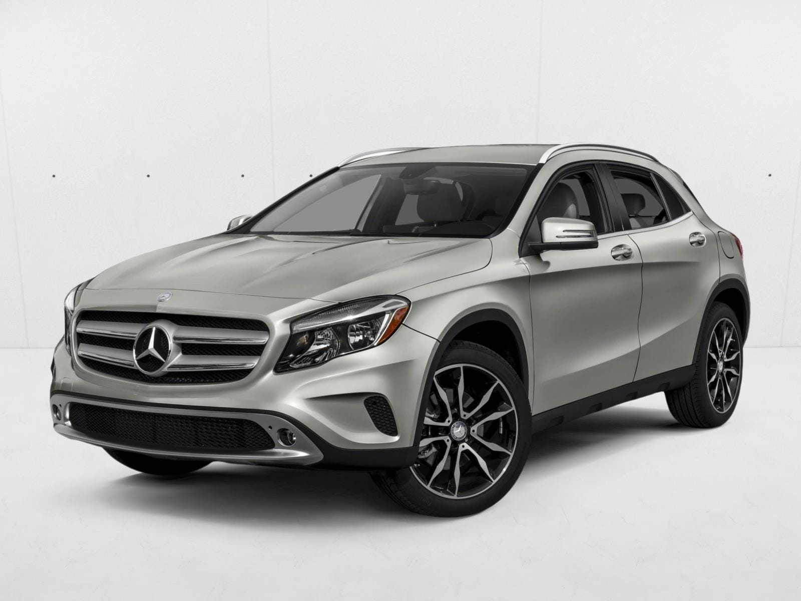 2017 Mercedes-Benz GLA GLA250's photo