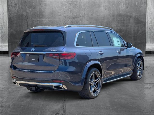 2025 Mercedes Benz GLS 450 4MATIC photo 2