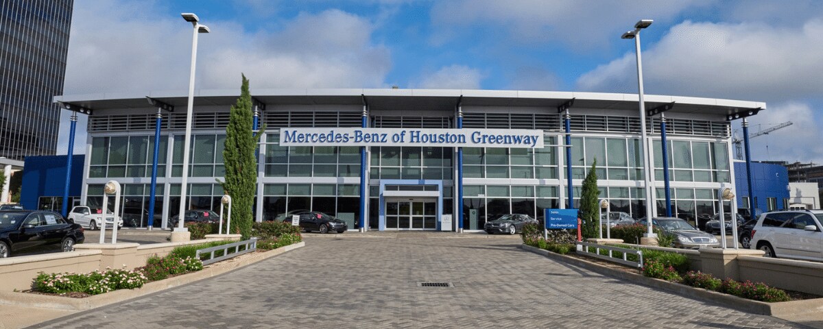 Exterior view of Mercedes-Benz of Houston Greenway