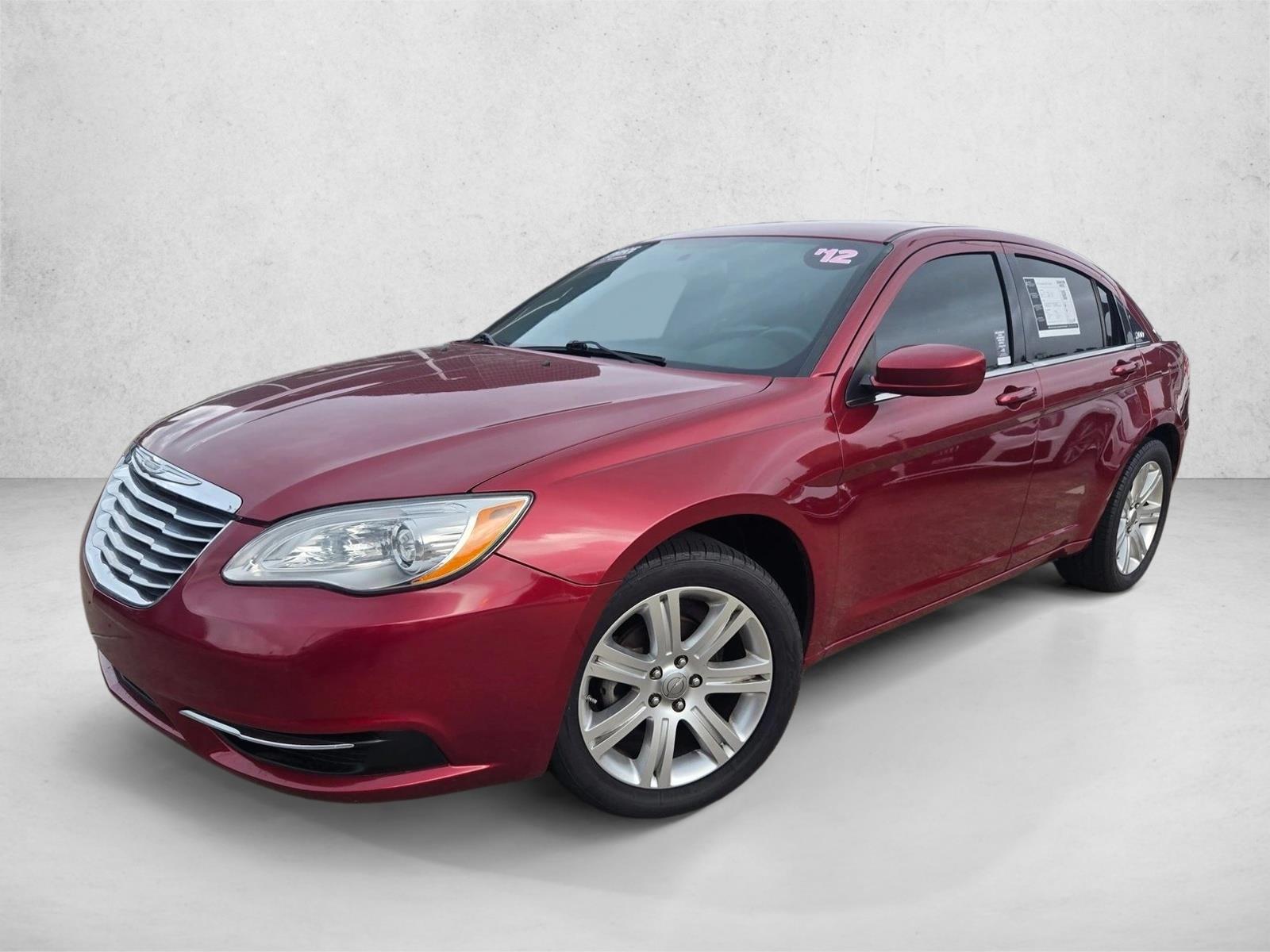 2012 Chrysler 200 Touring's photo