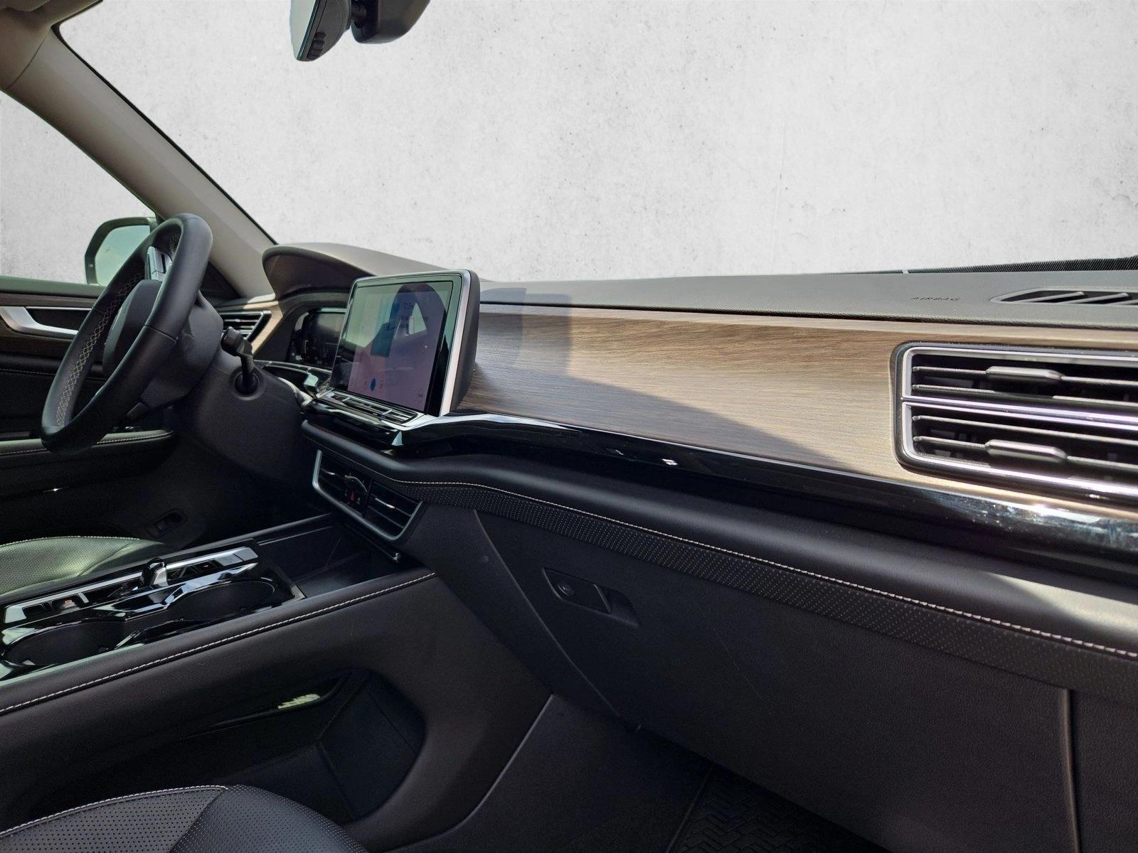 2024 Volkswagen Atlas 19