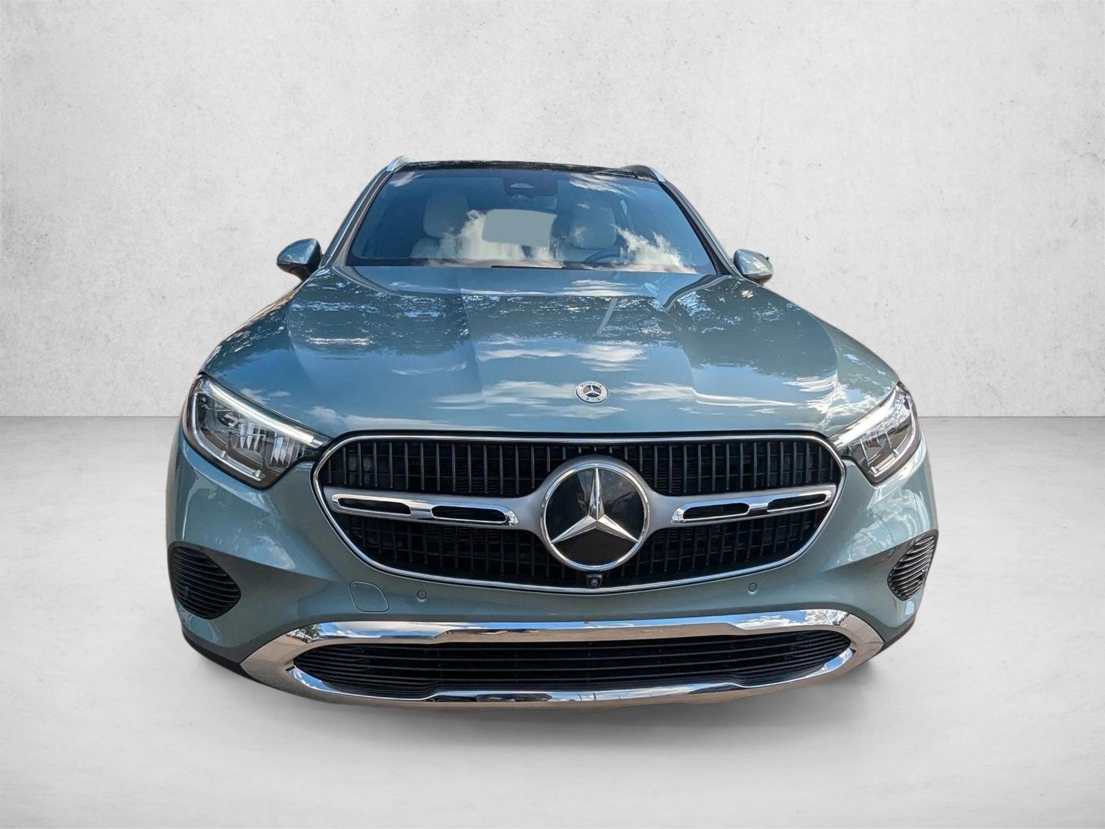 2025 Mercedes Benz GLC 350e 4MATIC photo 2