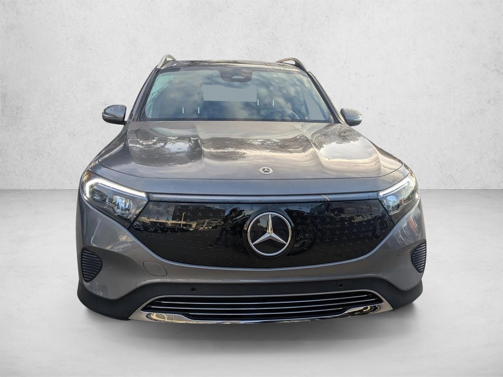 2024 Mercedes Benz EQB photo 3