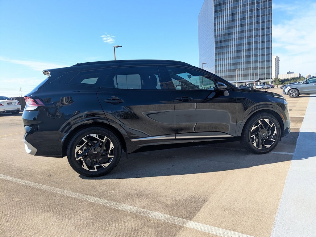 Used 2025 Kia Sportage SX-Prestige SUV