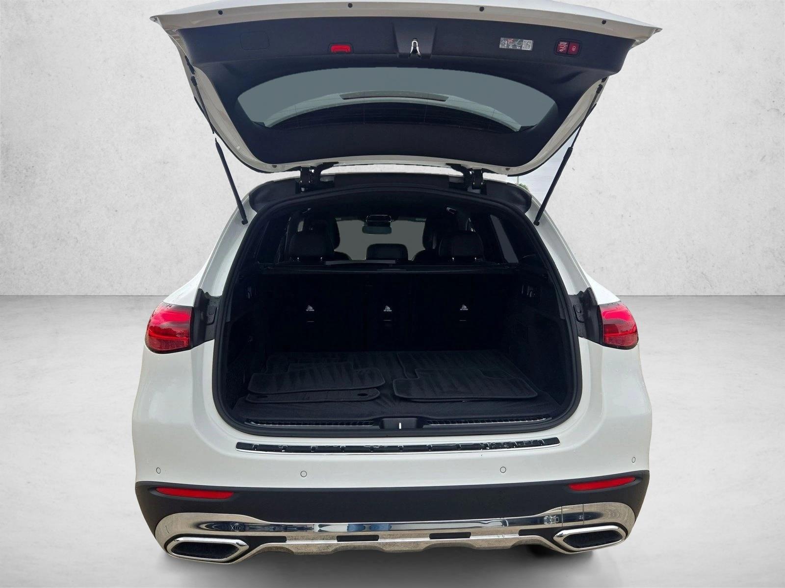 2026 Mercedes-Benz GLC Base - Photo 7