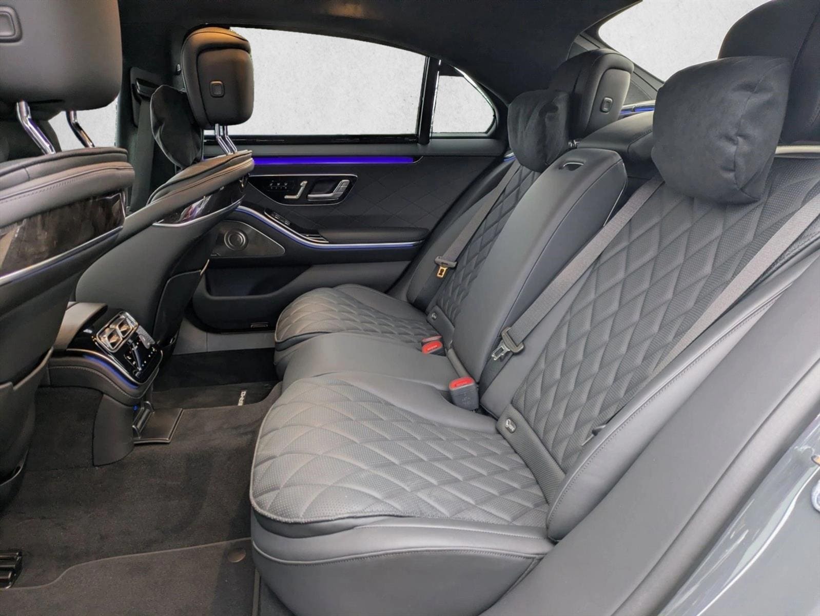 2026 Mercedes-Benz S-Class S 580 - Photo 16