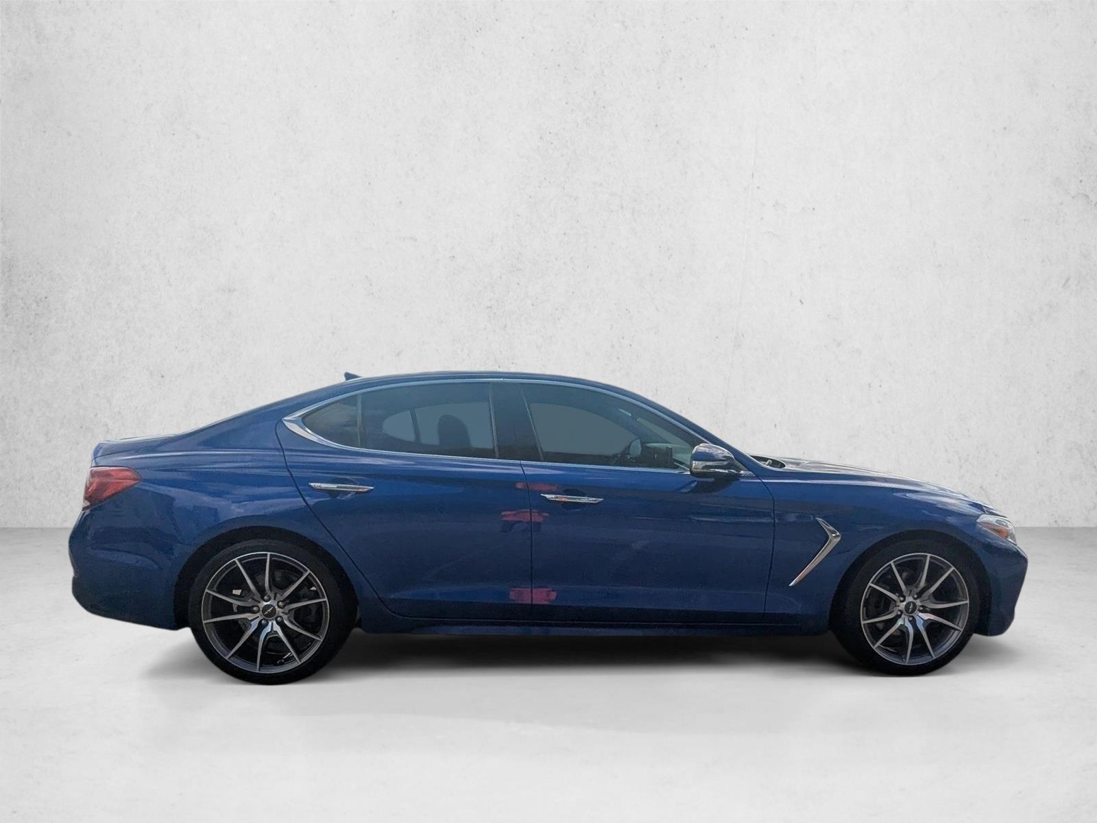 2021 Genesis G70 2.0T Prestige photo 4