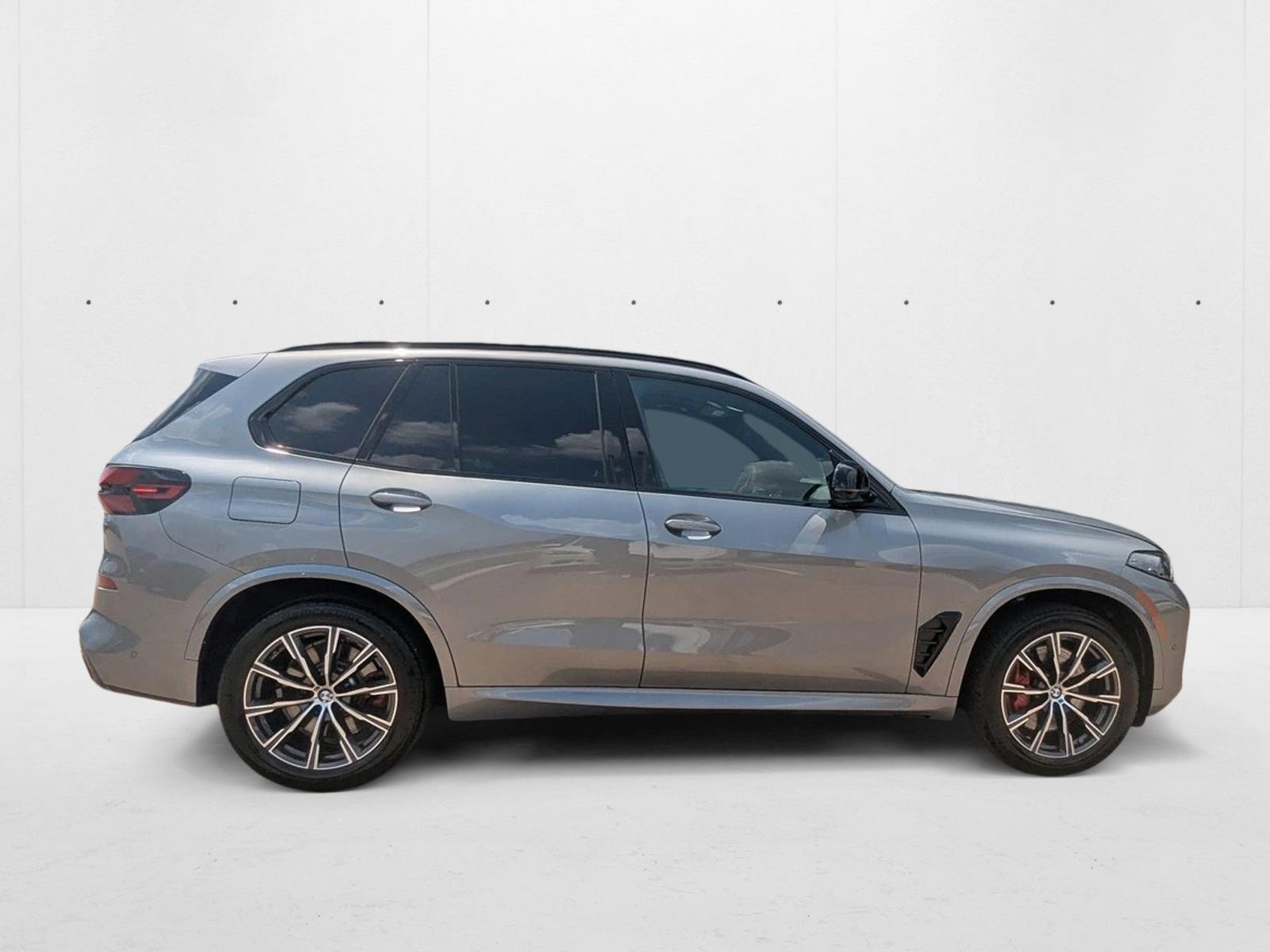 2026 Bmw X5 M60i photo 4