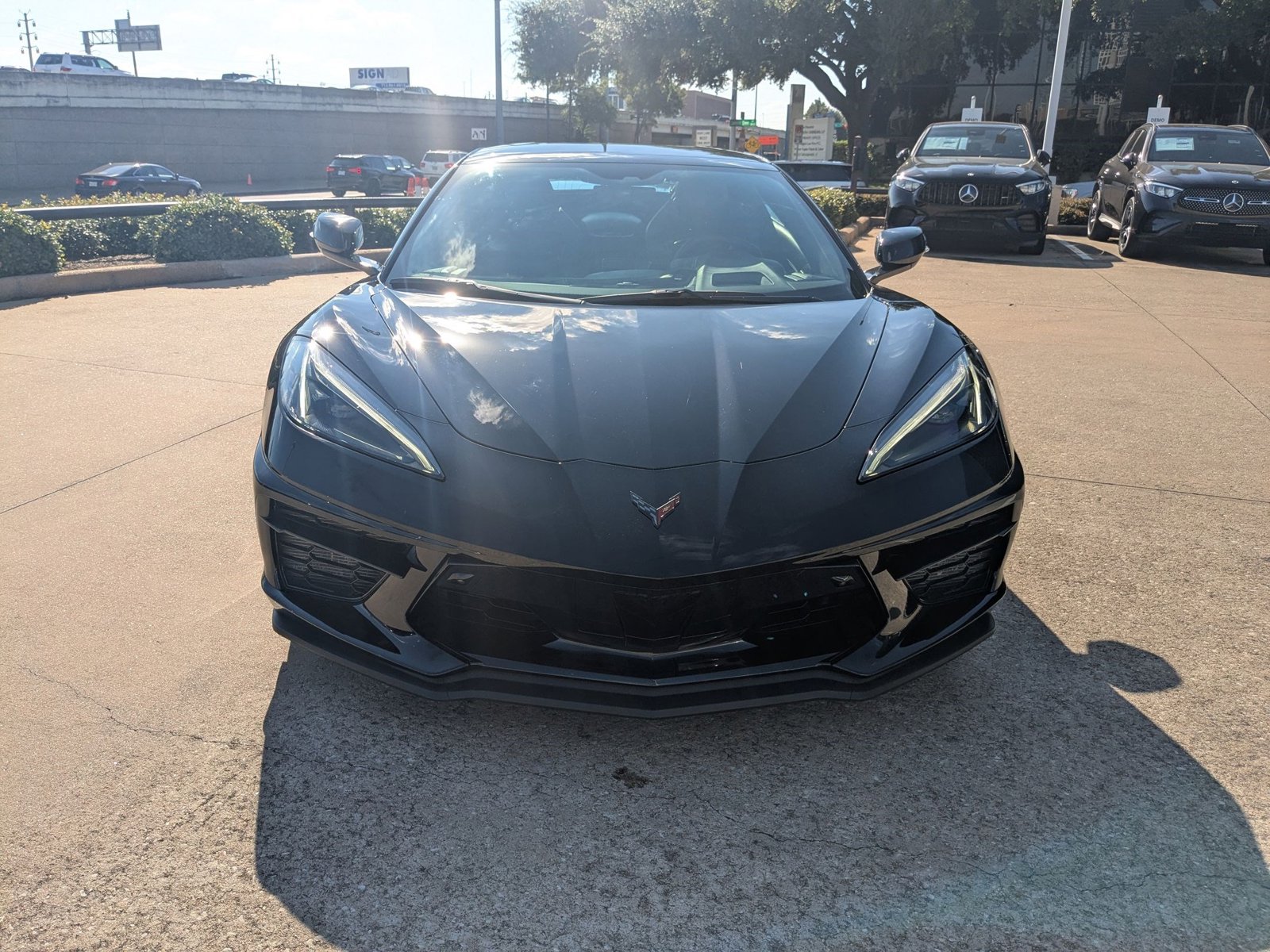 2023 Chevrolet Corvette 3LT photo 2