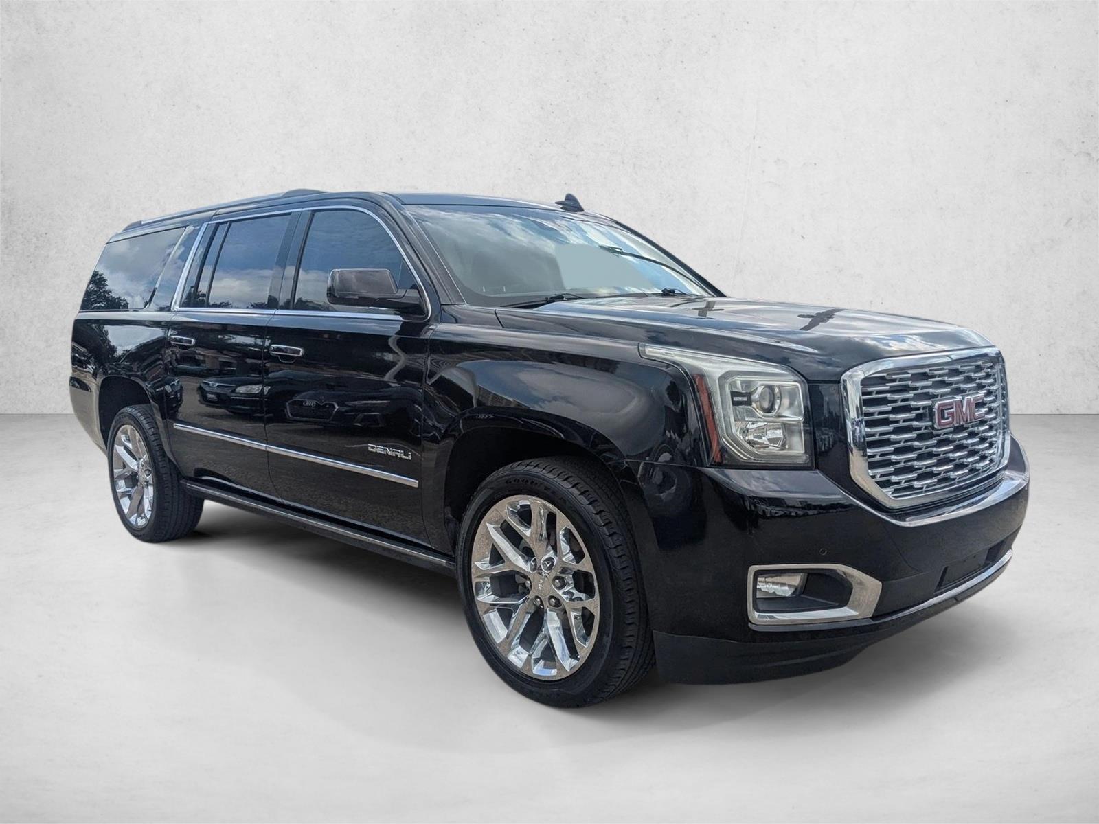 2019 Gmc Yukon XL Denali photo 3