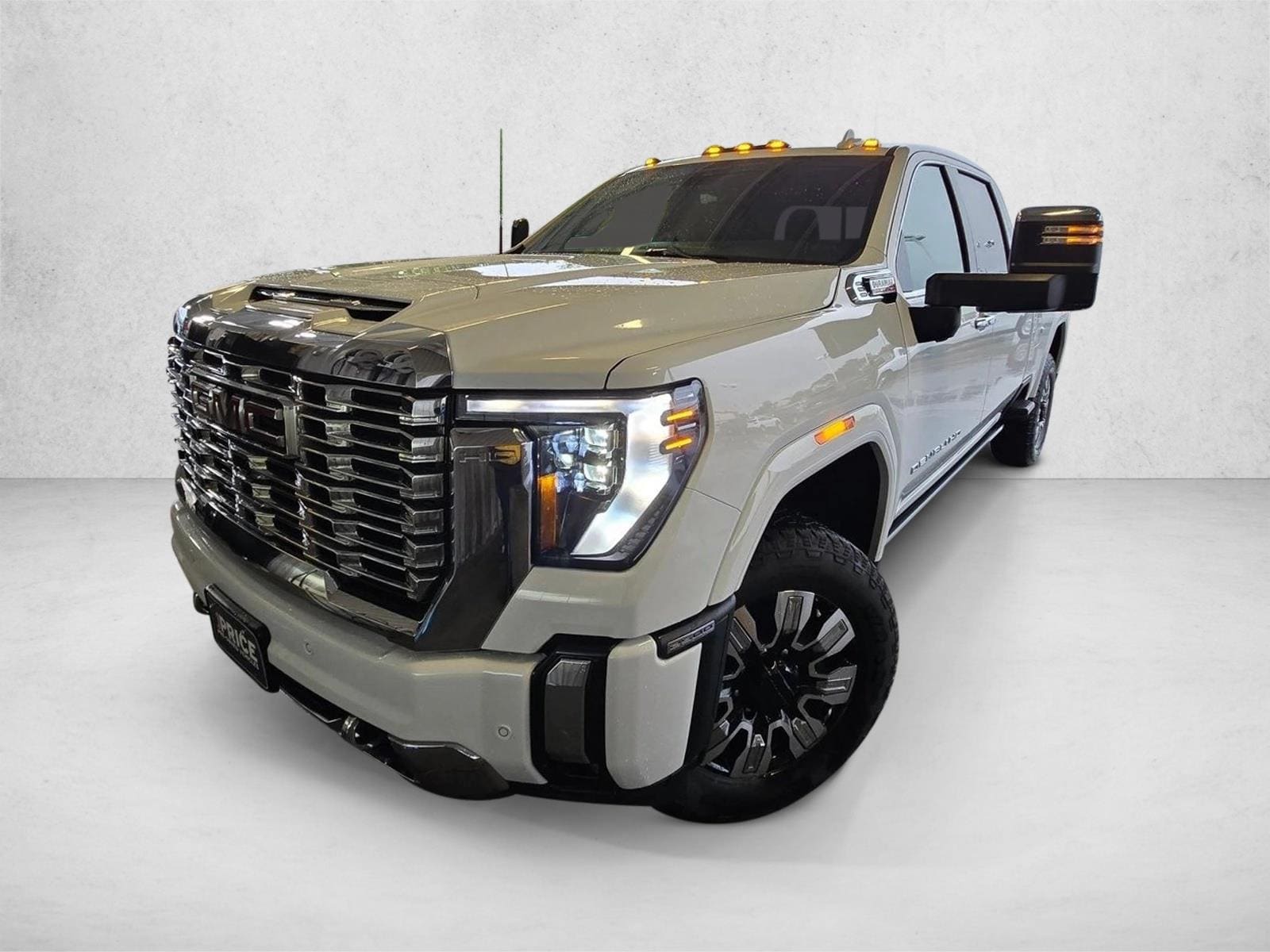 2025 GMC Sierra 4WD Crew Cab Standard Box Denali's photo