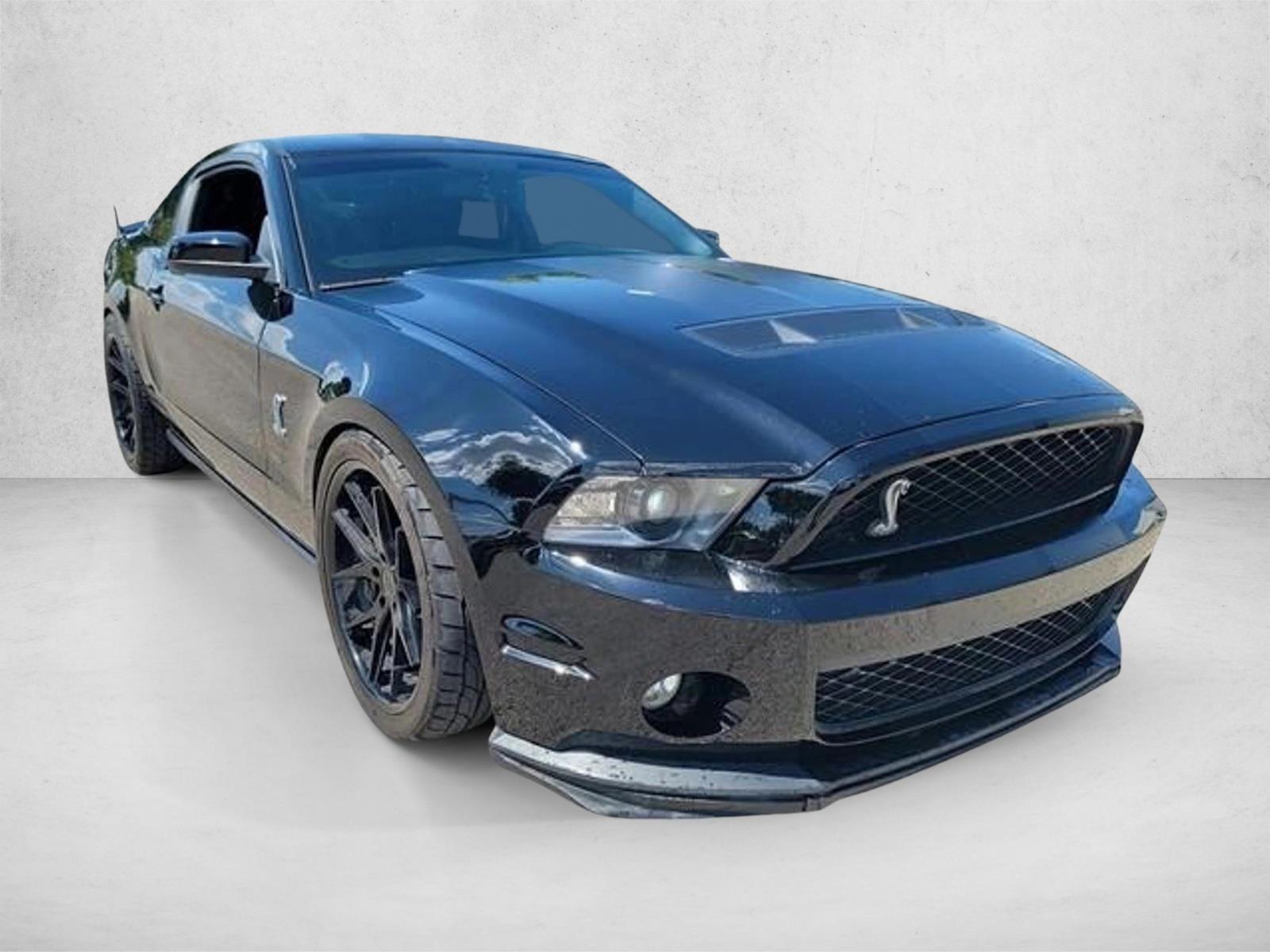 2010 Ford Mustang Shelby GT photo 3