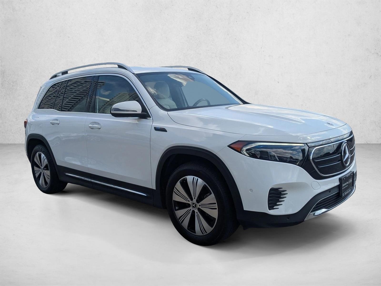 2023 Mercedes Benz EQB photo 3