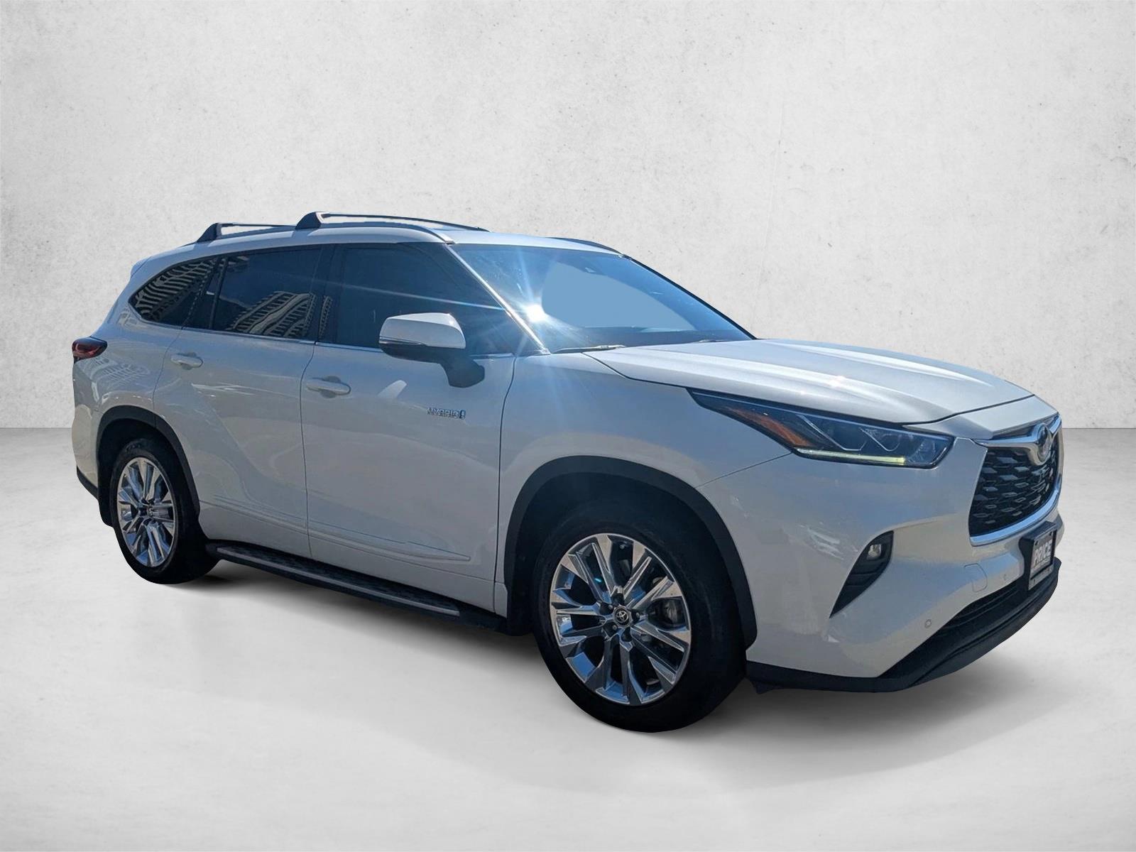 2021 Toyota Highlander Limited photo 3
