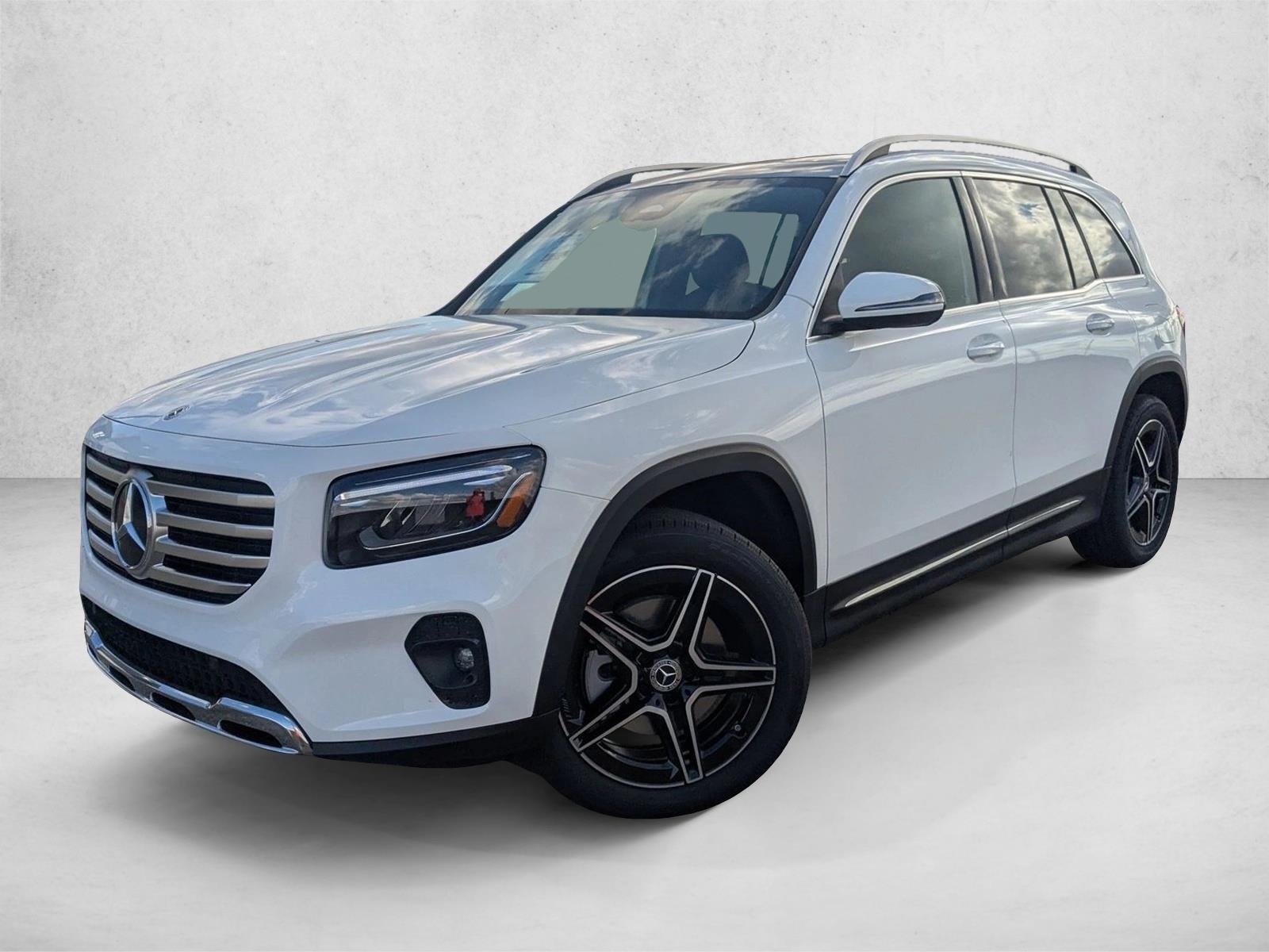 2026 Mercedes-Benz GLB GLB 250's photo