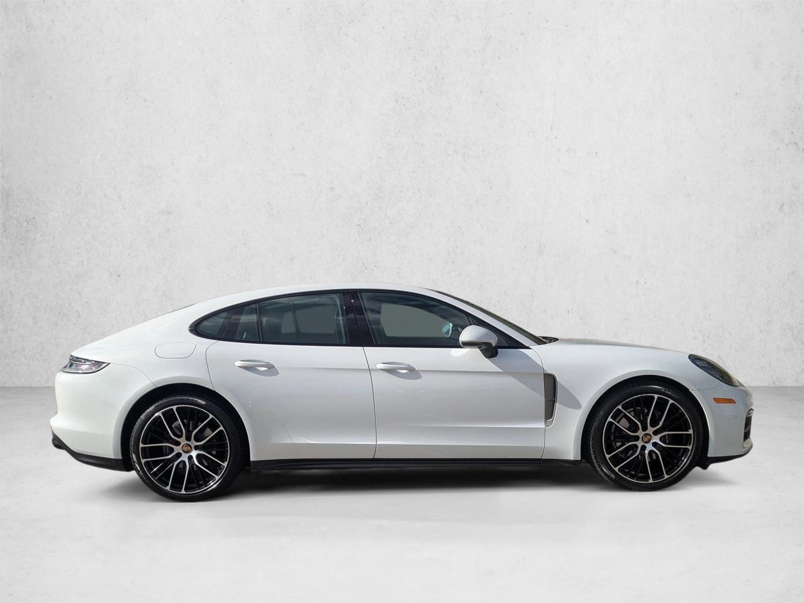 2022 Porsche Panamera Platinum photo 4