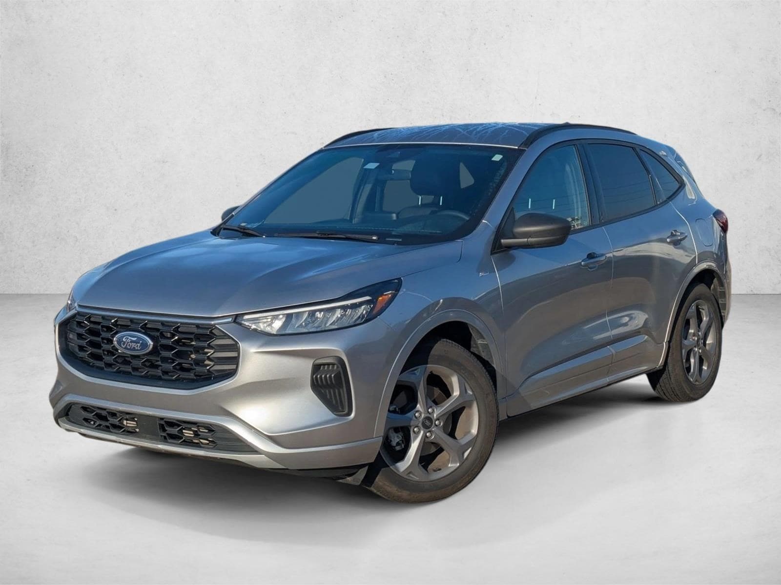 2023 Ford Escape ST-Line's photo