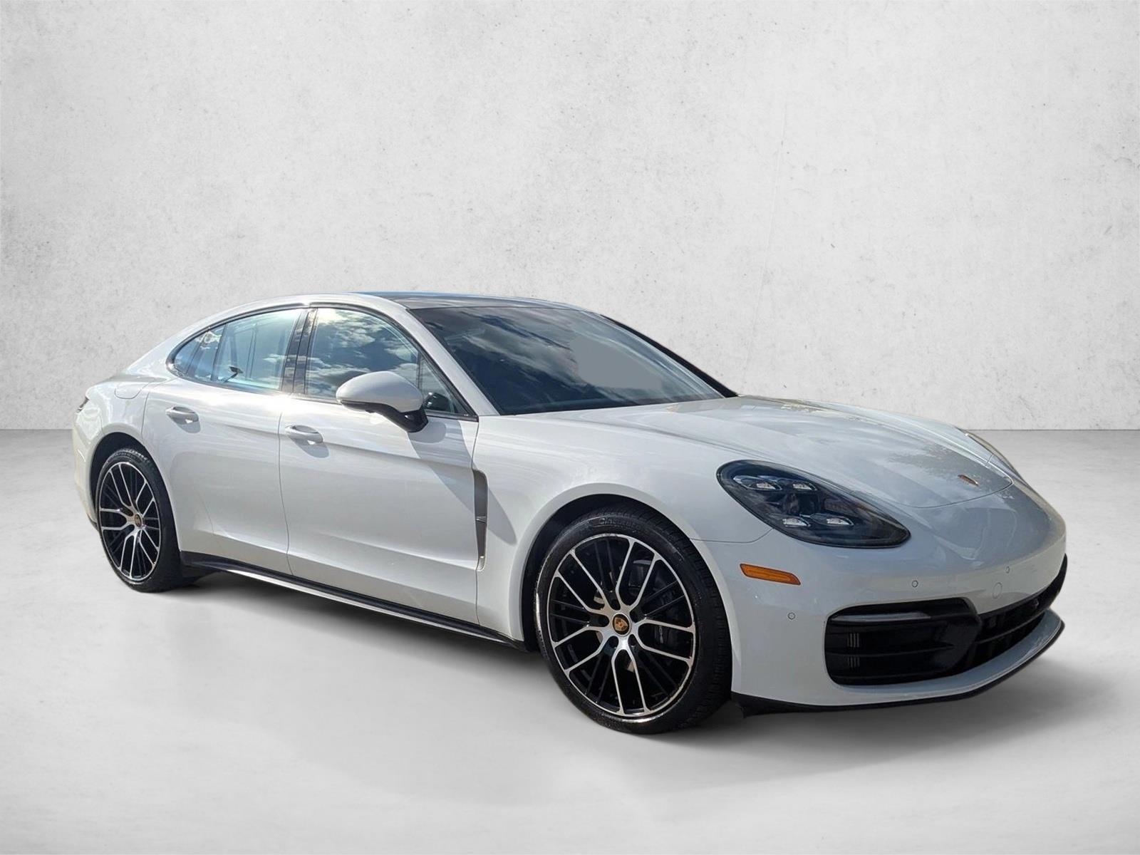 2022 Porsche Panamera Platinum photo 3
