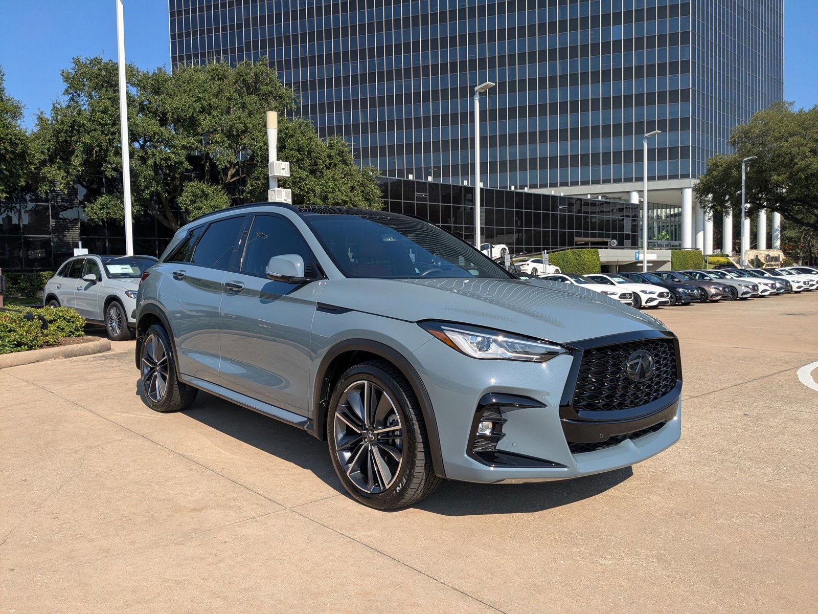 2023 Infiniti QX50 SPORT photo 3