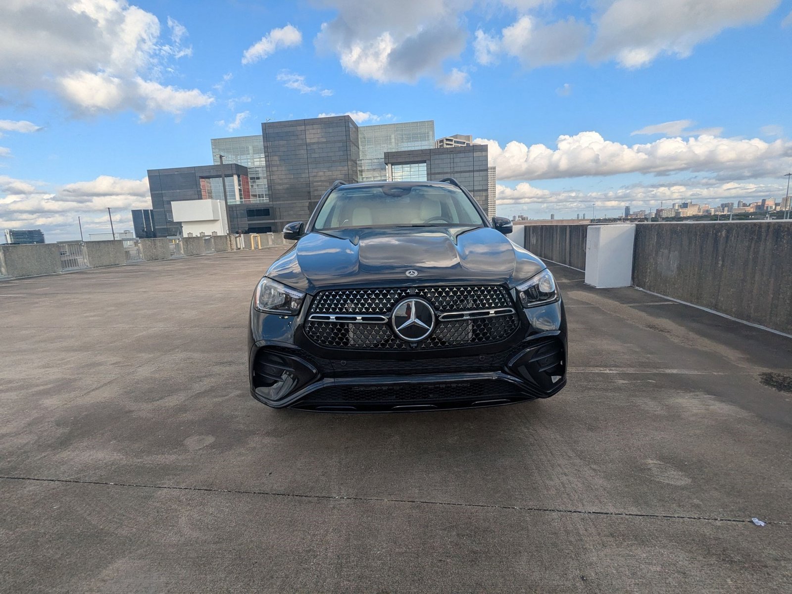 2026 Mercedes Benz GLE 450 4MATIC photo 2