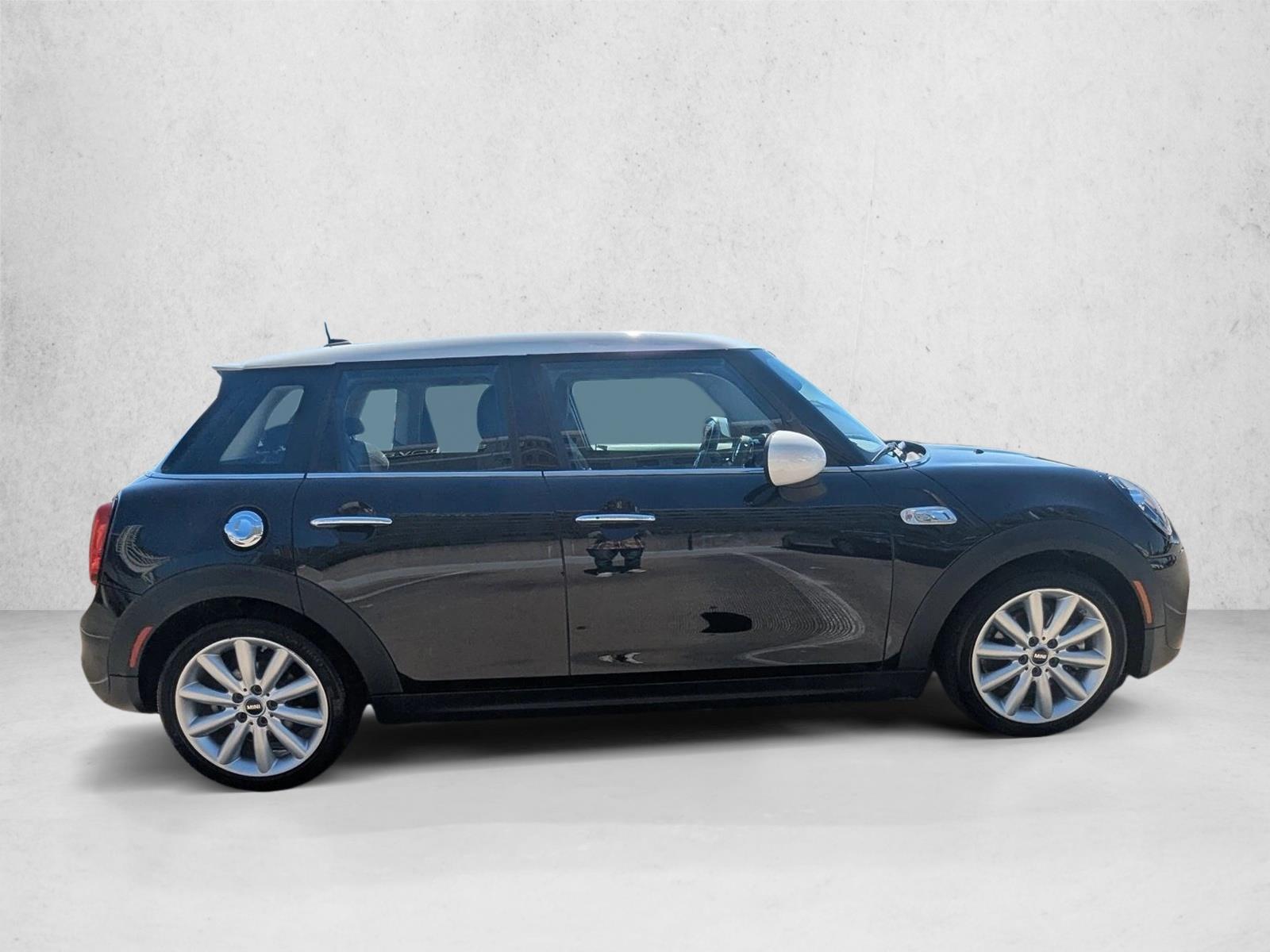 2019 Mini Cooper Hardtop S photo 4